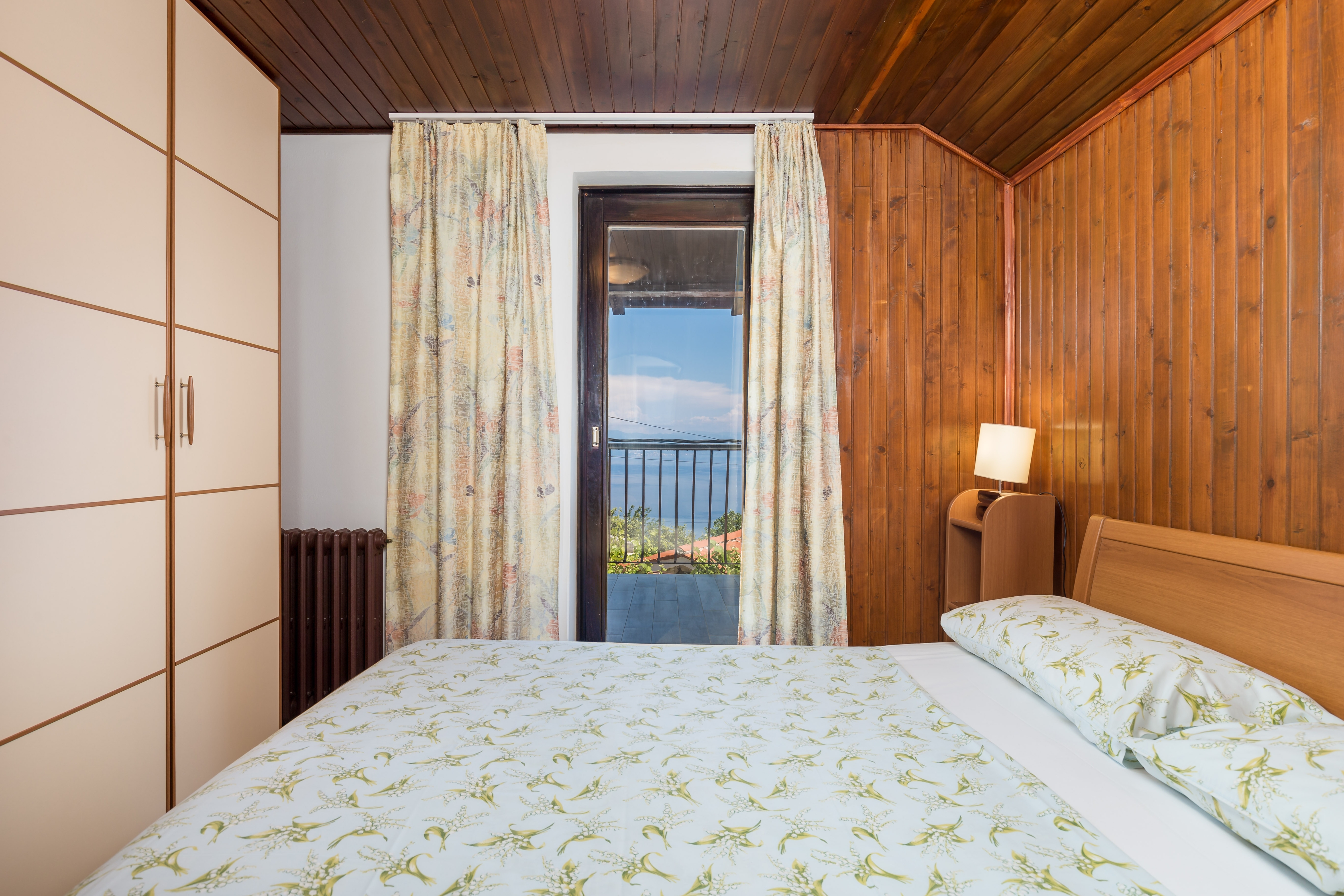 Three bedroom house with terrace and sea view Obrš, Opatija  K