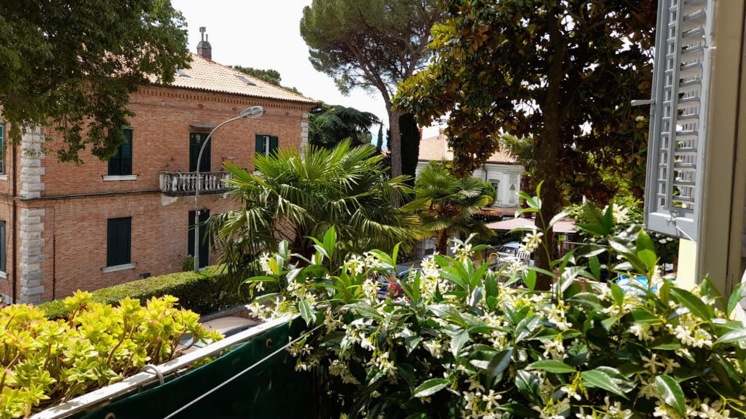One bedroom apartment with balcony and sea view Opatija - Volosko, Opatija  A-a