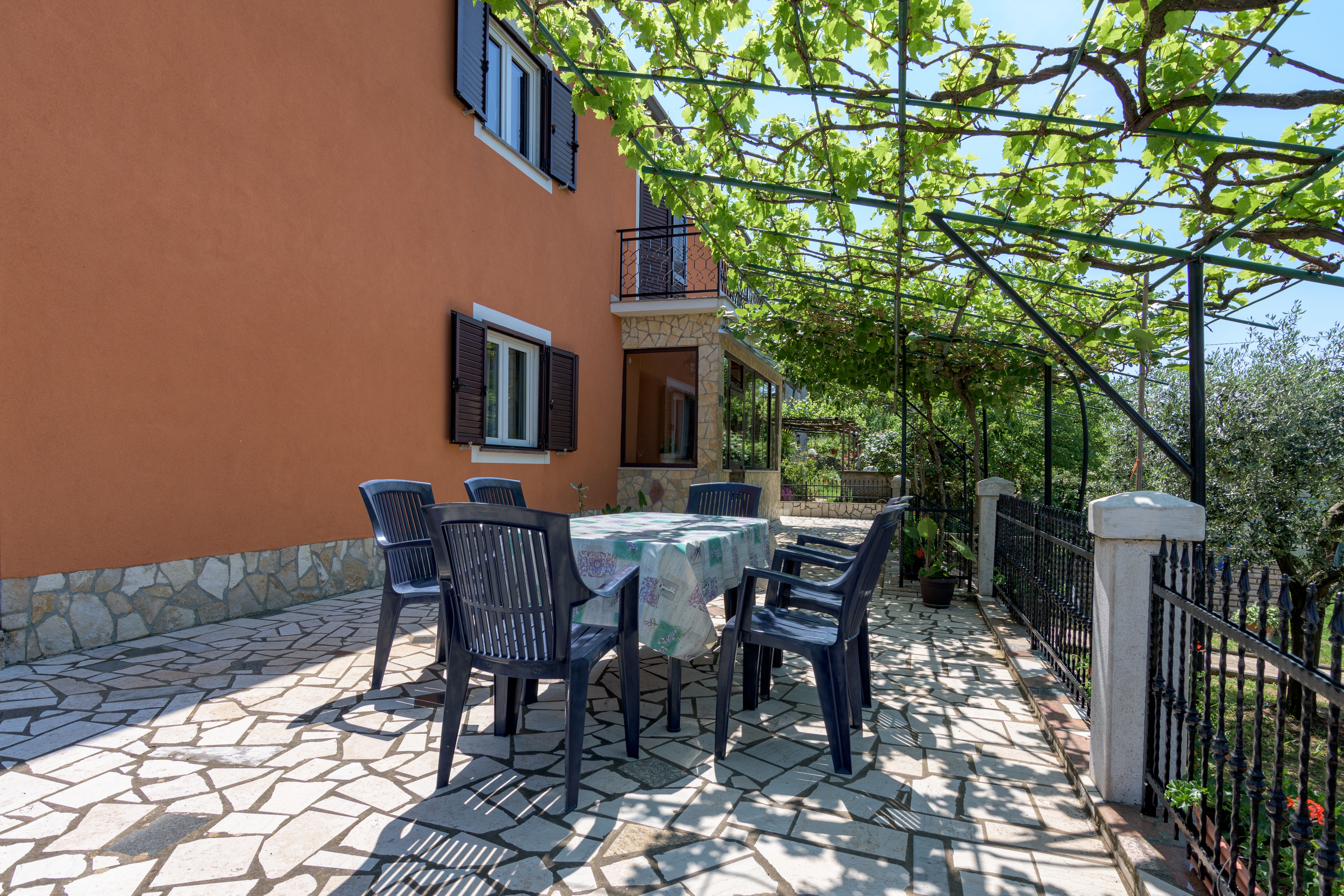 Two bedroom house with terrace Sveti Martin, Central Istria - Središnja Istra  K