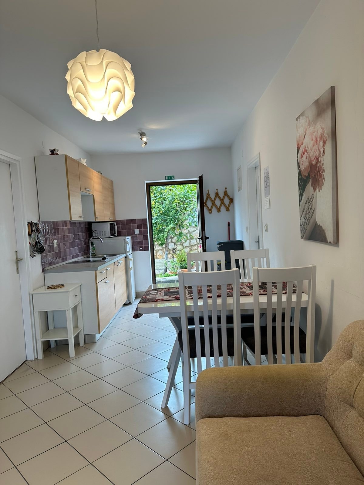 Two bedroom apartment with terrace and sea view Mali Lošinj, Lošinj (A-7879-c) Two bedroom apartment with terrace and sea view Mali Lošinj, Lošinj (A-7879-c)