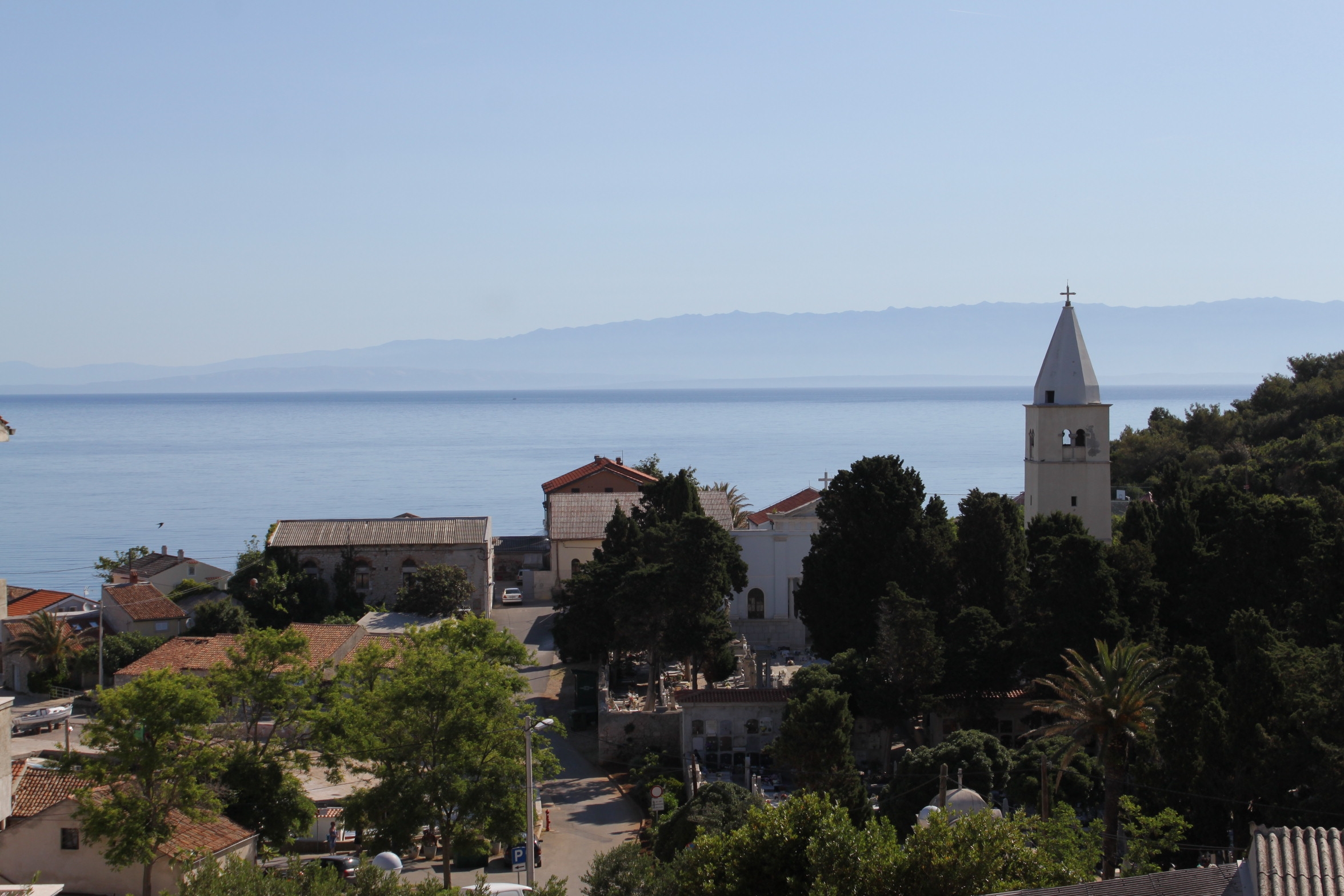 Two bedroom apartment with terrace and sea view Mali Lošinj, Lošinj  A-c
