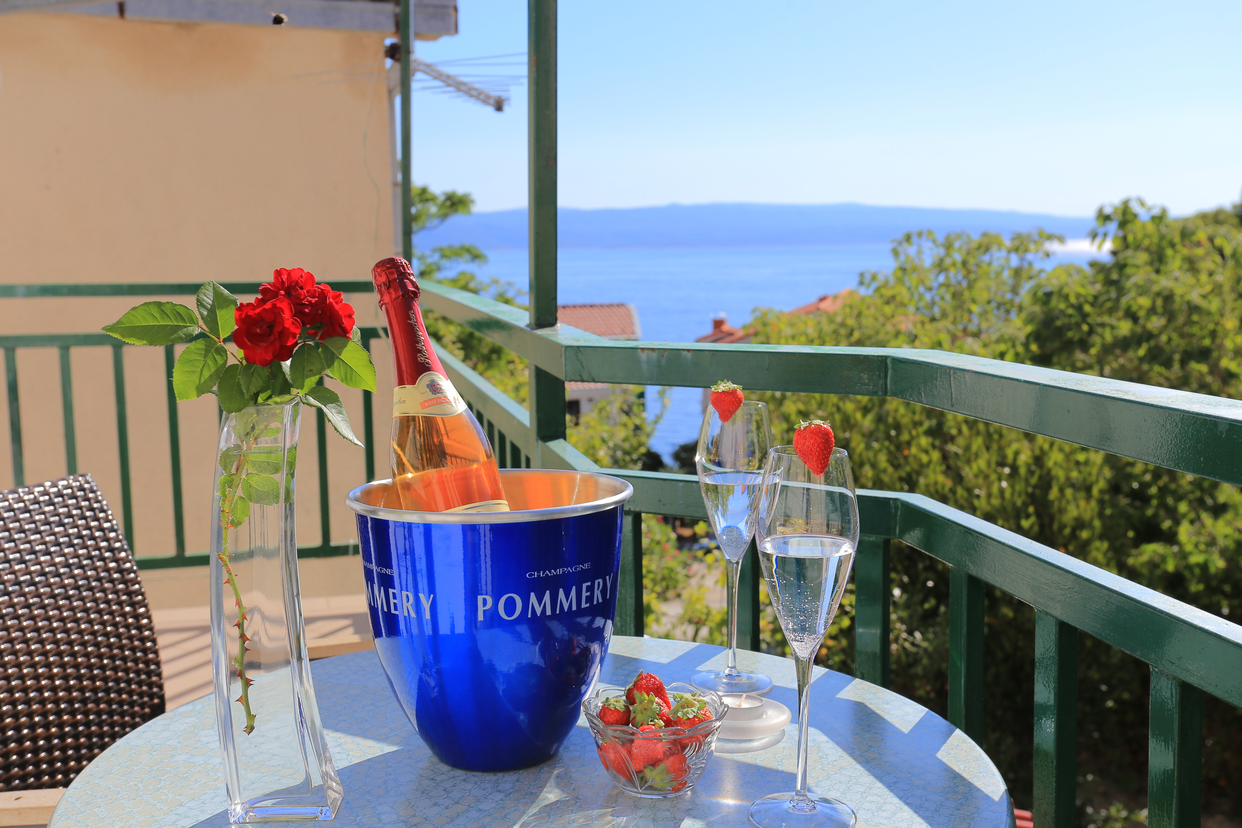 One bedroom house with terrace and sea view Brela (Makarska) (K-788) One bedroom house with terrace and sea view Brela (Makarska) (K-788)