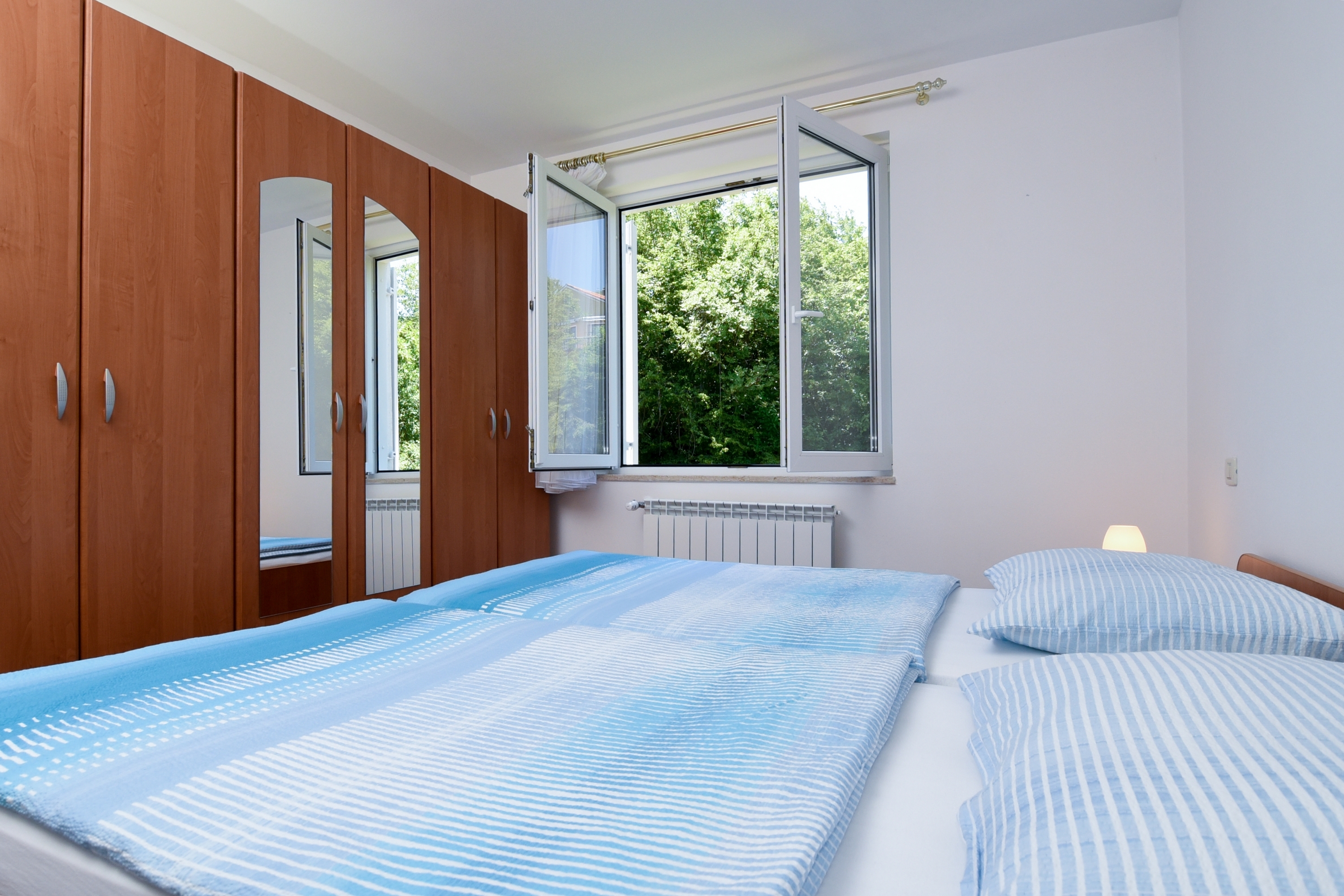One bedroom apartment with terrace Ičići, Opatija  A-b