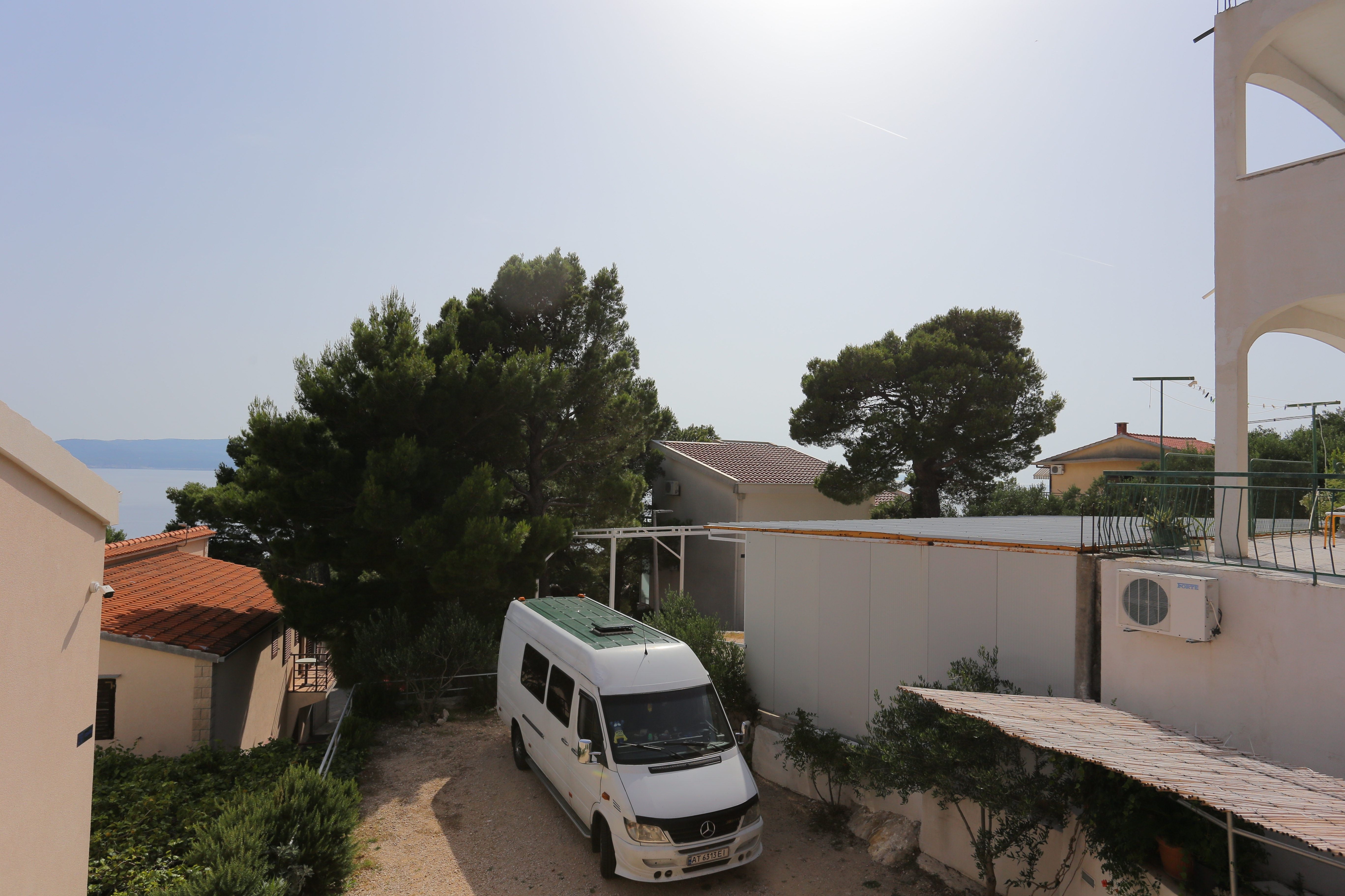 Two bedroom apartment with terrace and sea view Brela, Makarska  A-a