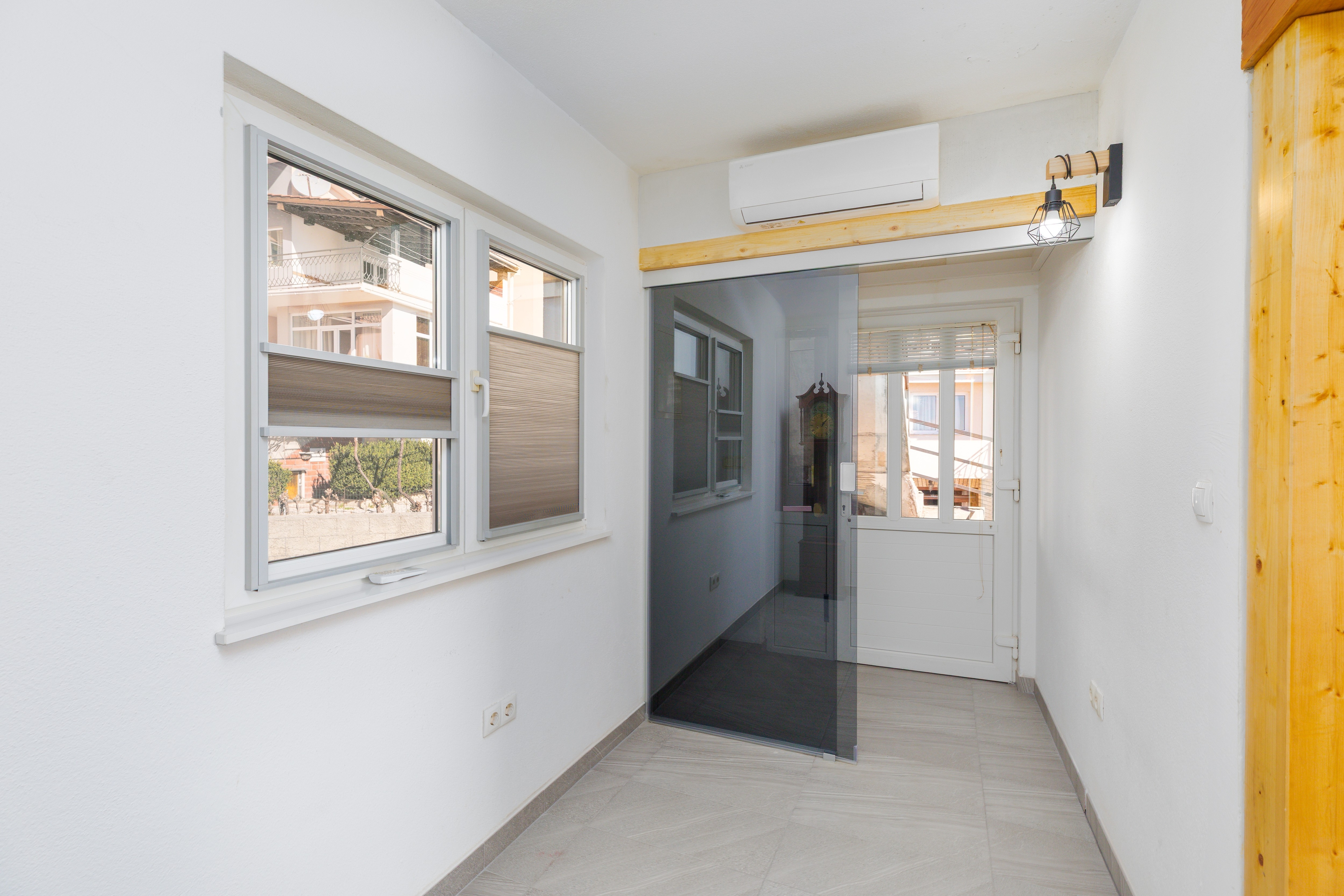 Two bedroom apartment with terrace and sea view Brela, Makarska  A-a