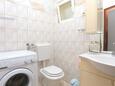 Koupelna 1 Brela, Koupelna 1 v ubytování typu apartment, WiFi.