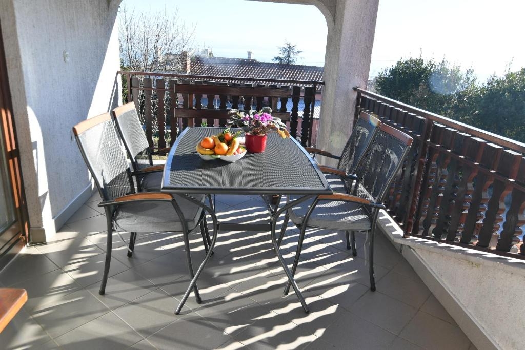 Two bedroom apartment with terrace and sea view Opatija - Pobri, Opatija (A-7890-a) Two bedroom apartment with terrace and sea view Opatija - Pobri, Opatija (A-7890-a)