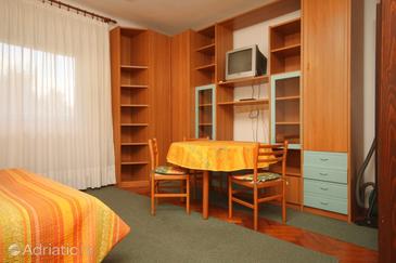 Dining room Opatija, Dining room in the studio-apartment, WIFI.