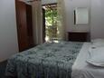 Bedroom 1 Brela, Bedroom 1 in the apartment, air condition available, (pet friendly) and WiFi.