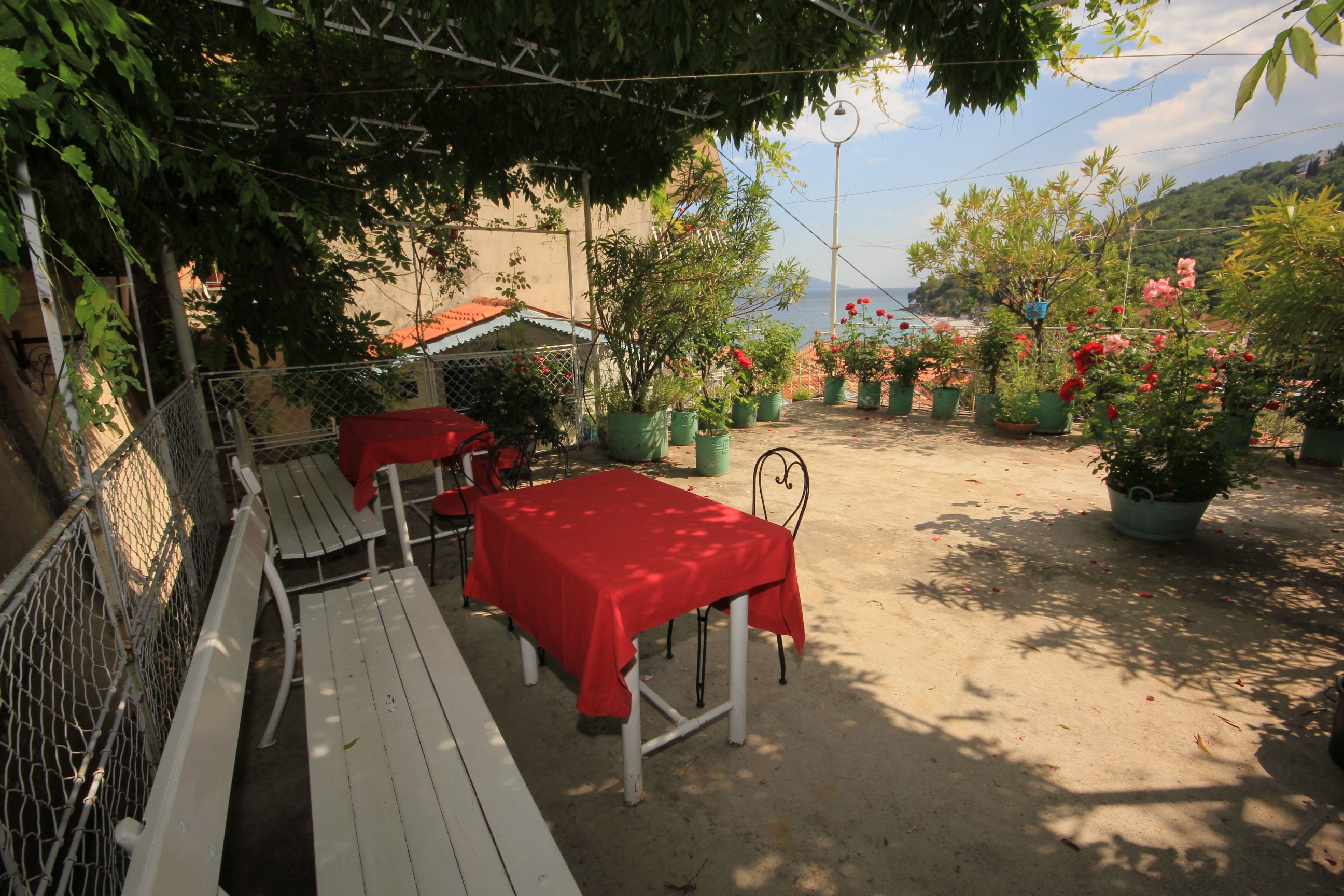 Two bedroom apartment with terrace and sea view Mošćenička Draga, Opatija  A-b