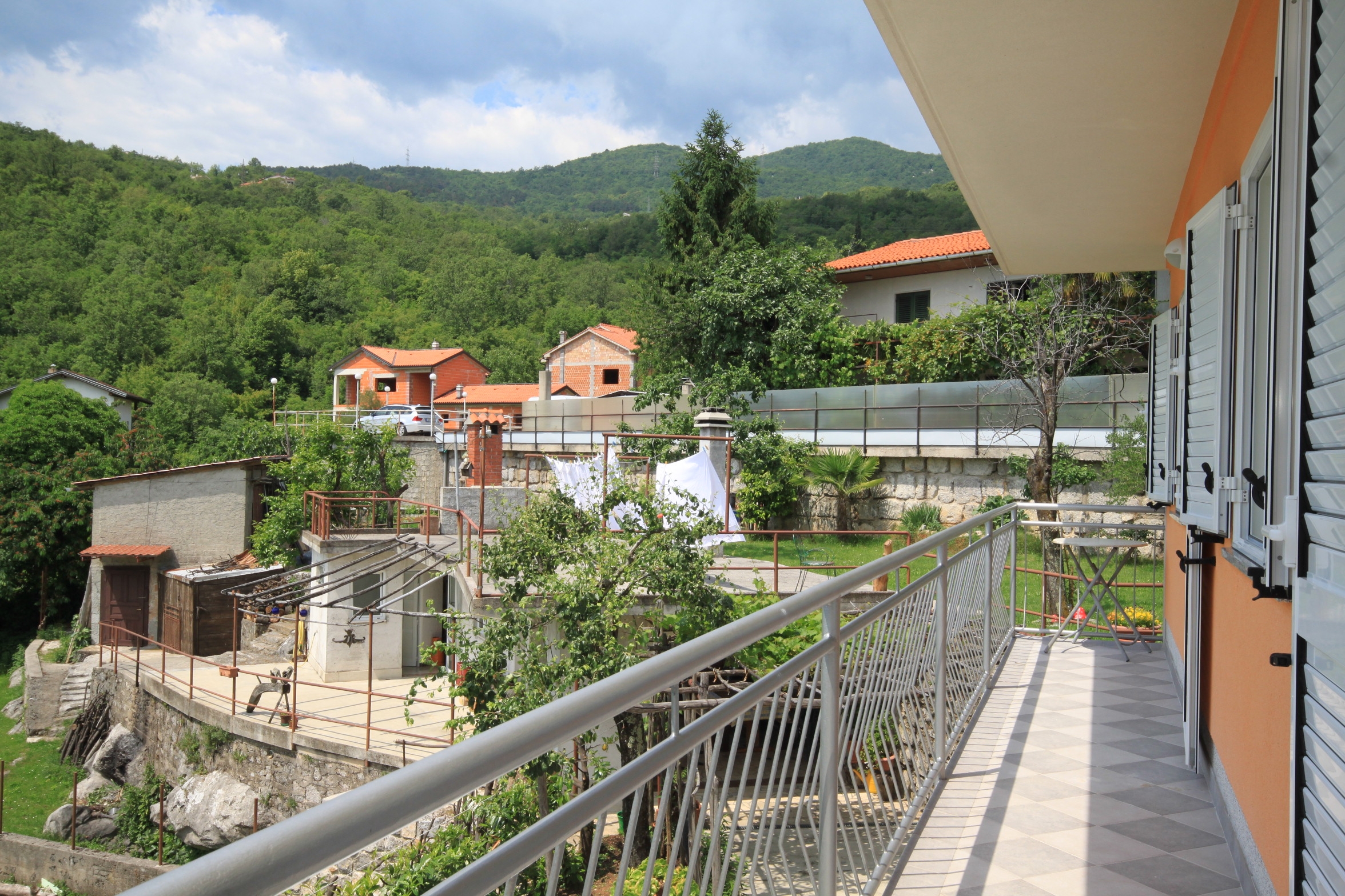 Two bedroom apartment with balcony and sea view Opatija - Pobri, Opatija  A-a