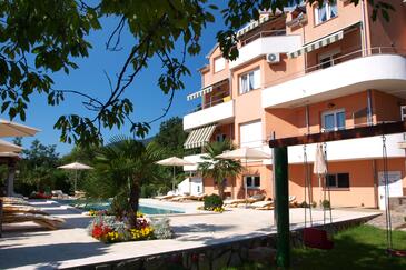 Property Oprič, Opatija, Property 7926 - Apartments with pebble beach.