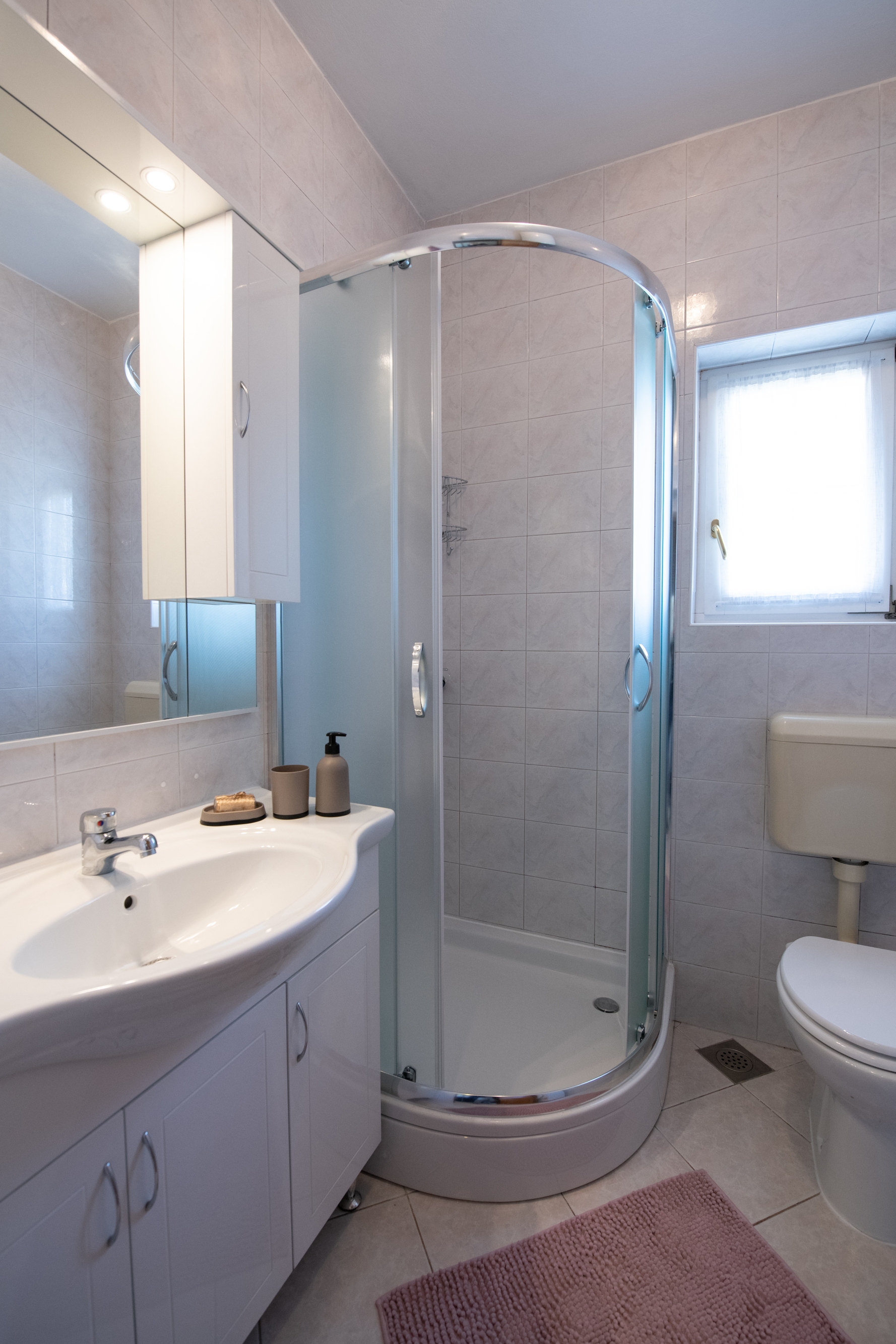 One bedroom apartment with terrace and sea view Ika, Opatija  A-b
