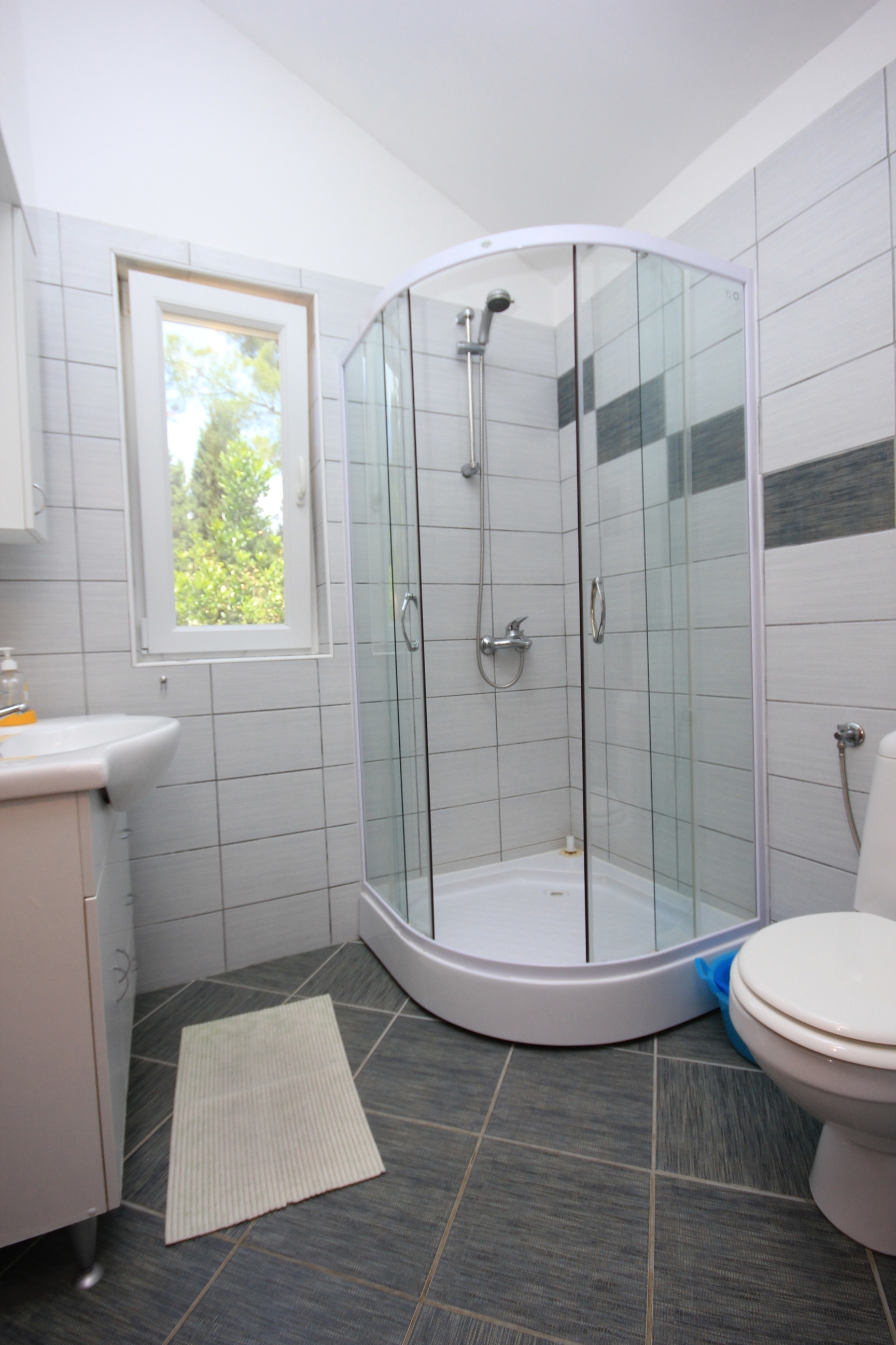 Two bedroom apartment near beach Artatore, Lošinj  A-a