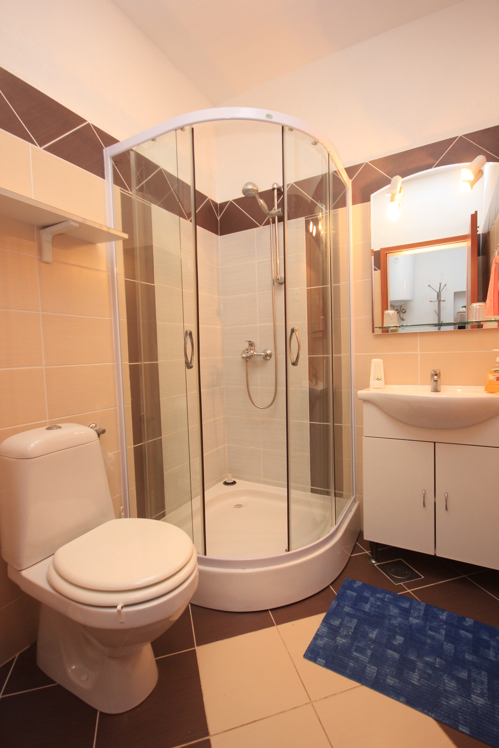 Two bedroom apartment near beach Artatore, Lošinj  A-a