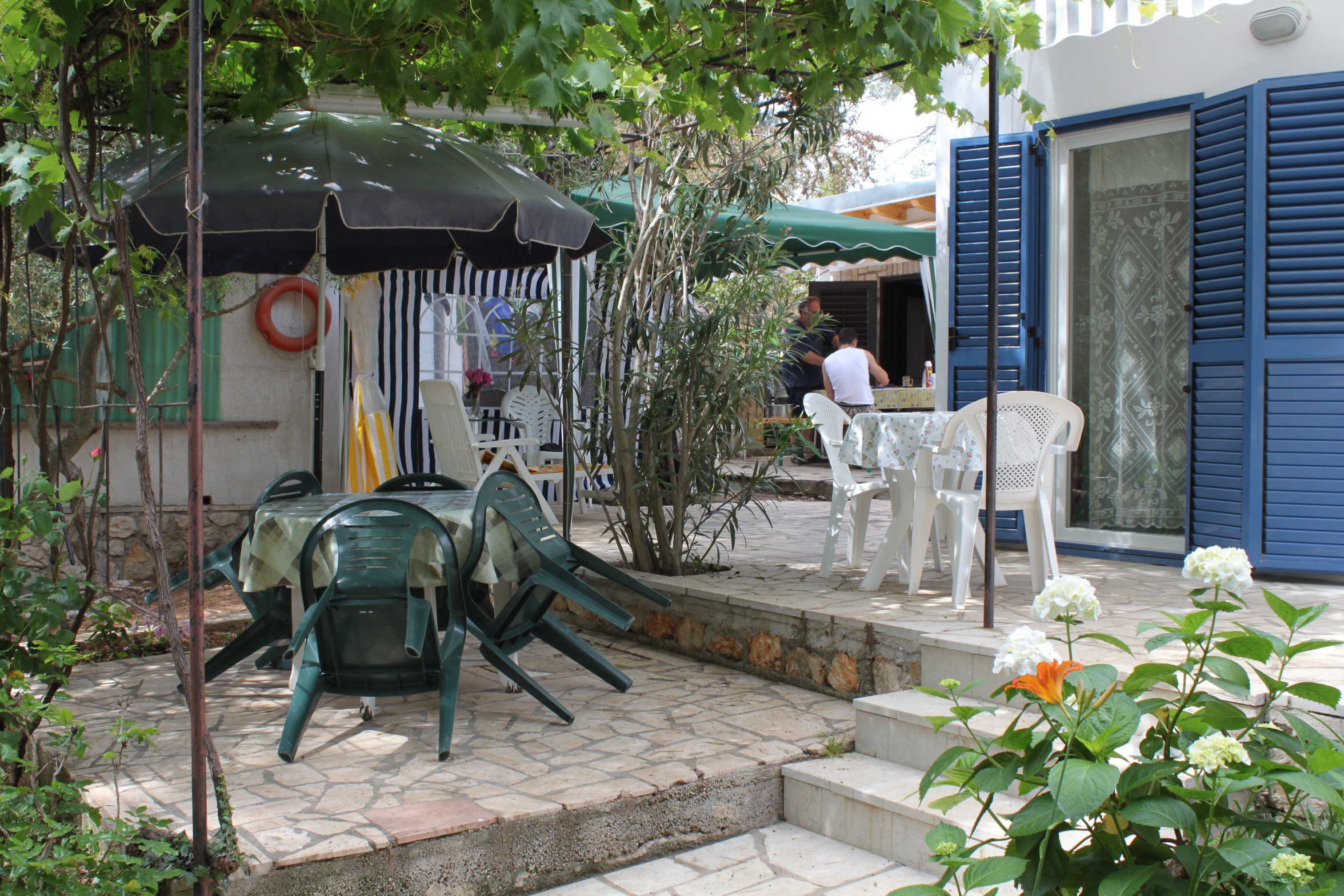 One bedroom apartment near beach Artatore, Lošinj  A-b
