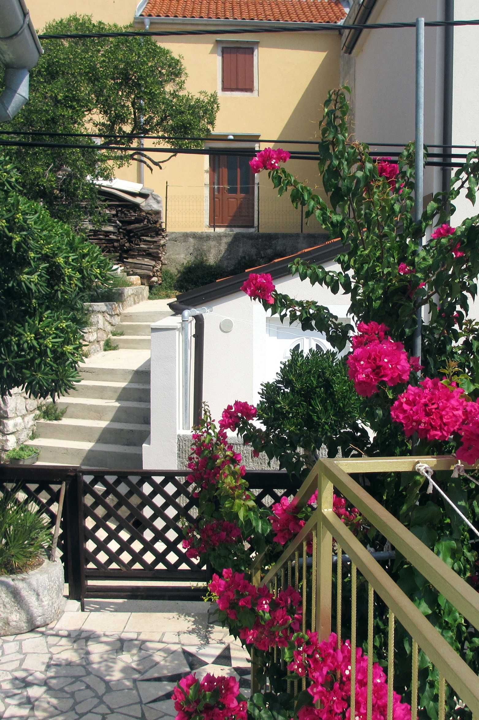Two bedroom apartment with terrace Ćunski, Lošinj  A-a