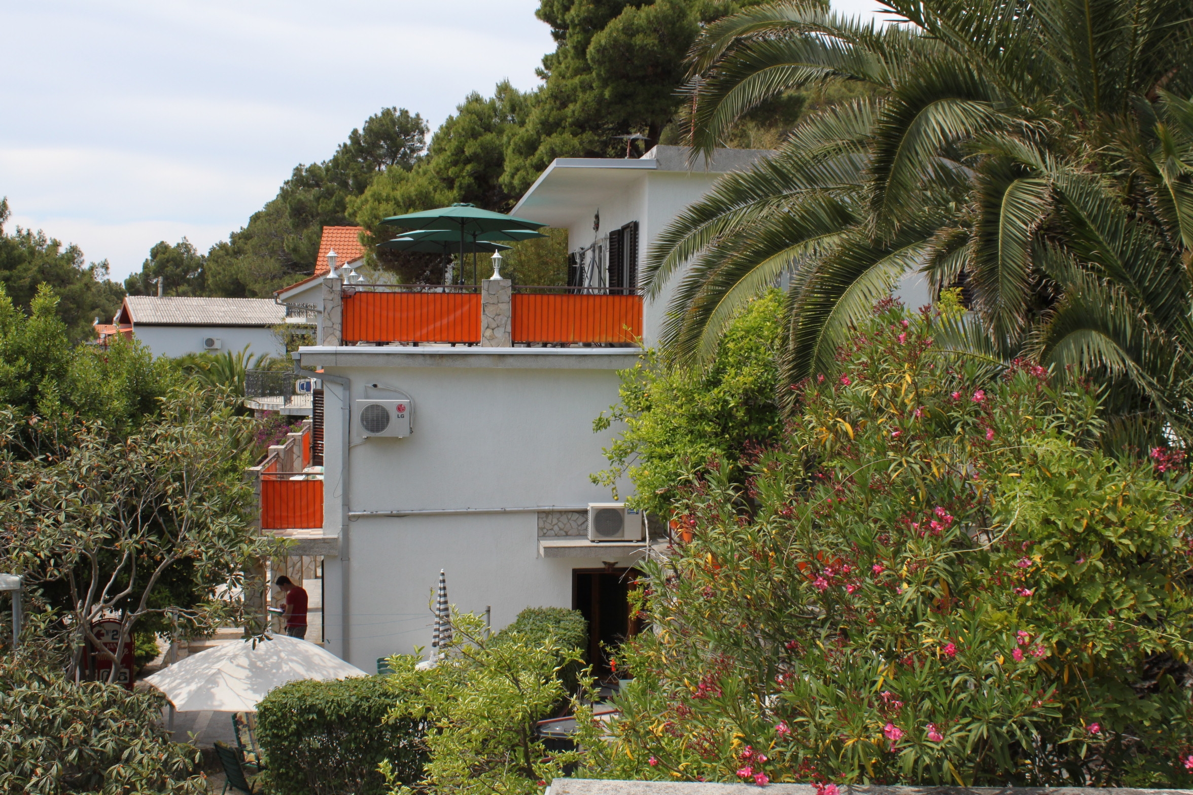 Room with balcony Mali Lošinj, Lošinj (S-7953-b) Room with balcony Mali Lošinj, Lošinj (S-7953-b)