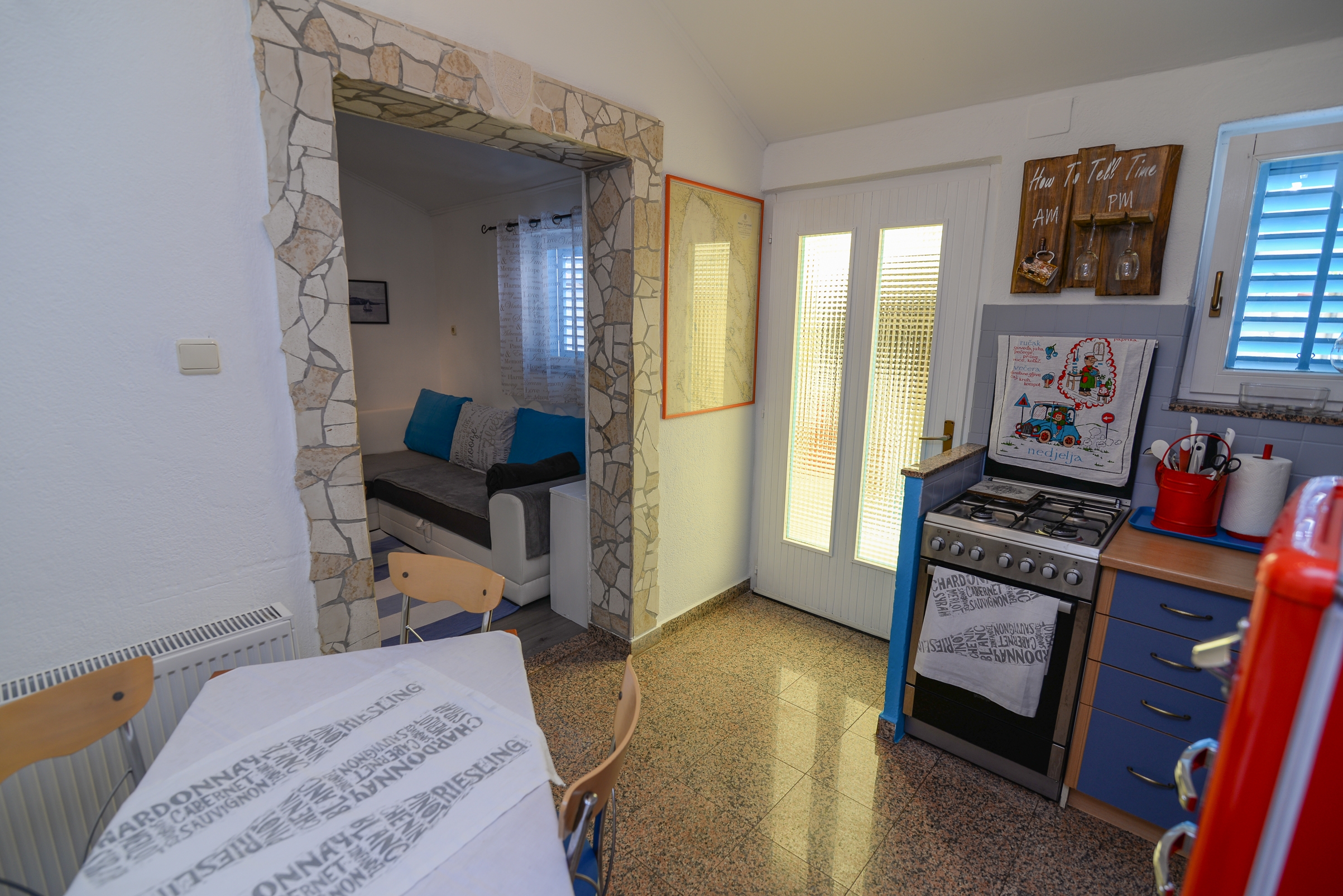 Two bedroom apartment with terrace Veli Lošinj, Lošinj  A-c