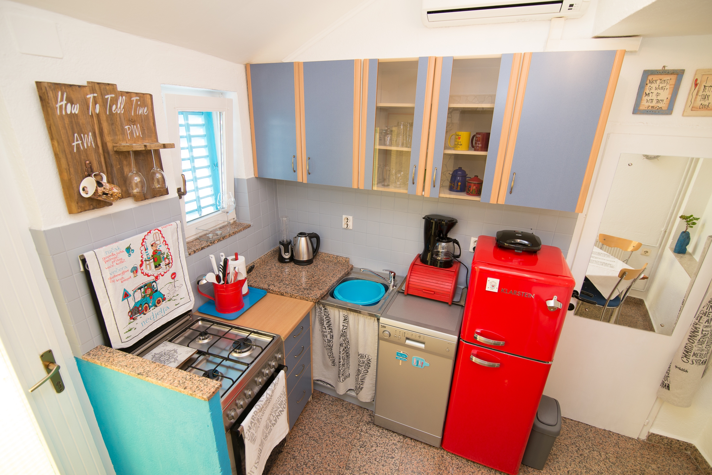 Two bedroom apartment with terrace Veli Lošinj, Lošinj  A-c