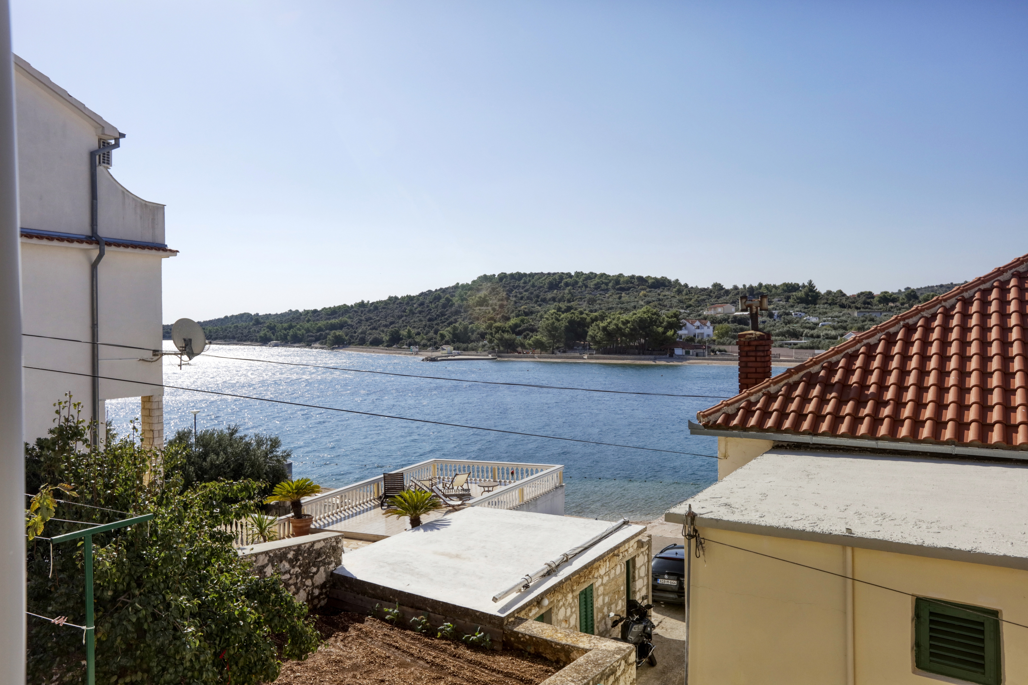 Two bedroom apartment near beach Jezera, Murter  A-a
