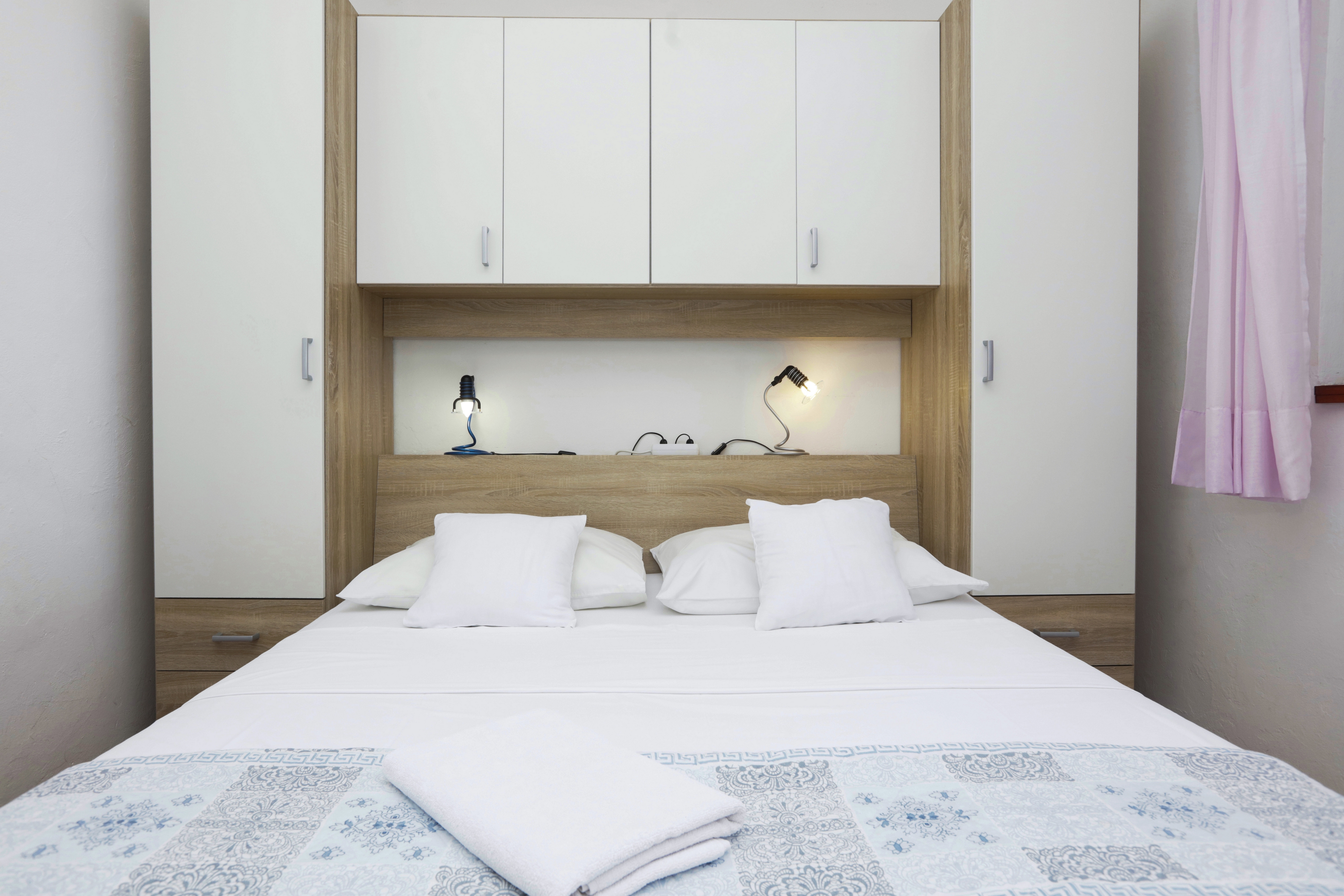 Two bedroom apartment near beach Jezera, Murter  A-c