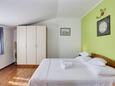 Bedroom Jezera, Bedroom in the apartment, (pet friendly) and WiFi.