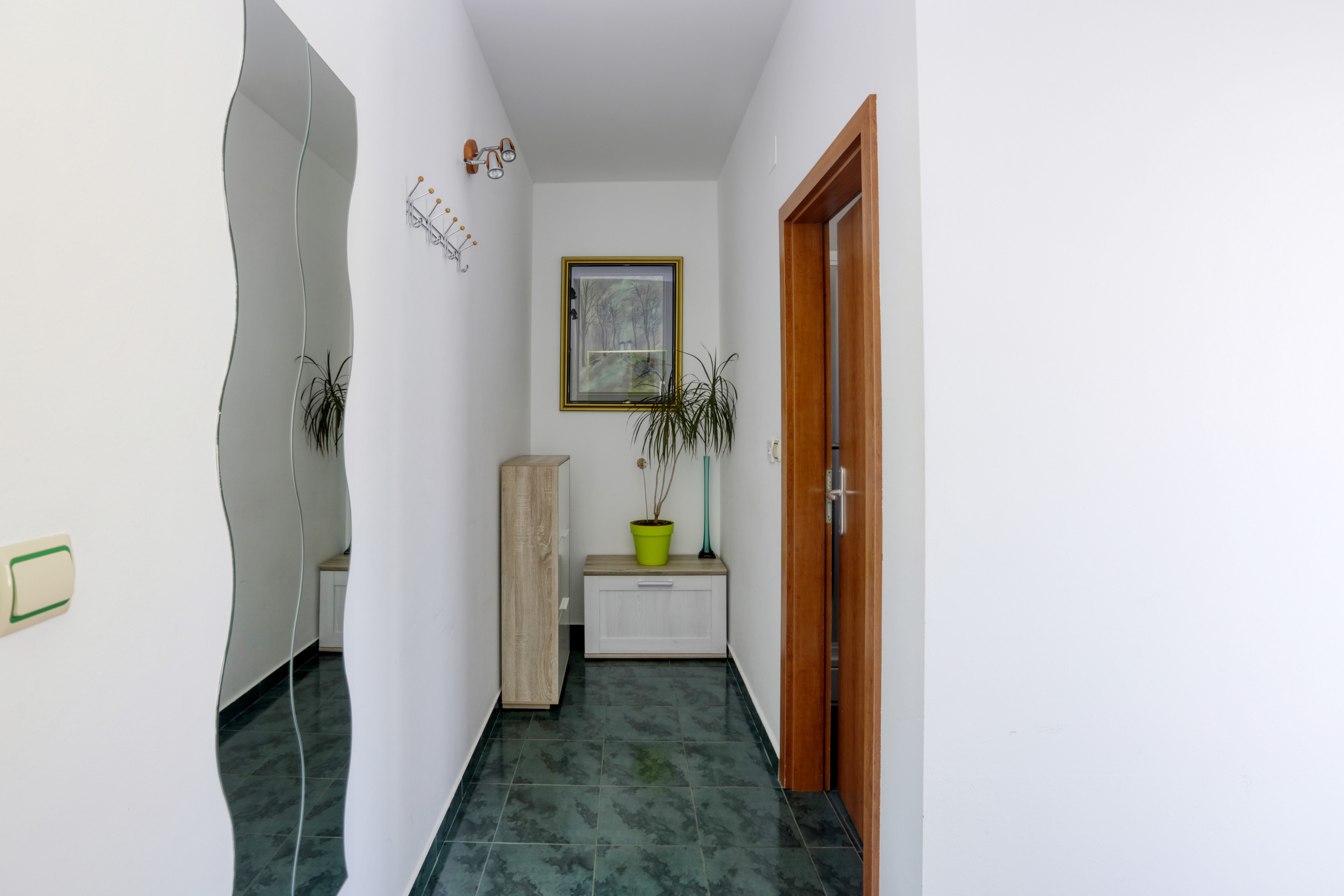 One bedroom apartment near beach Jezera, Murter  A-d