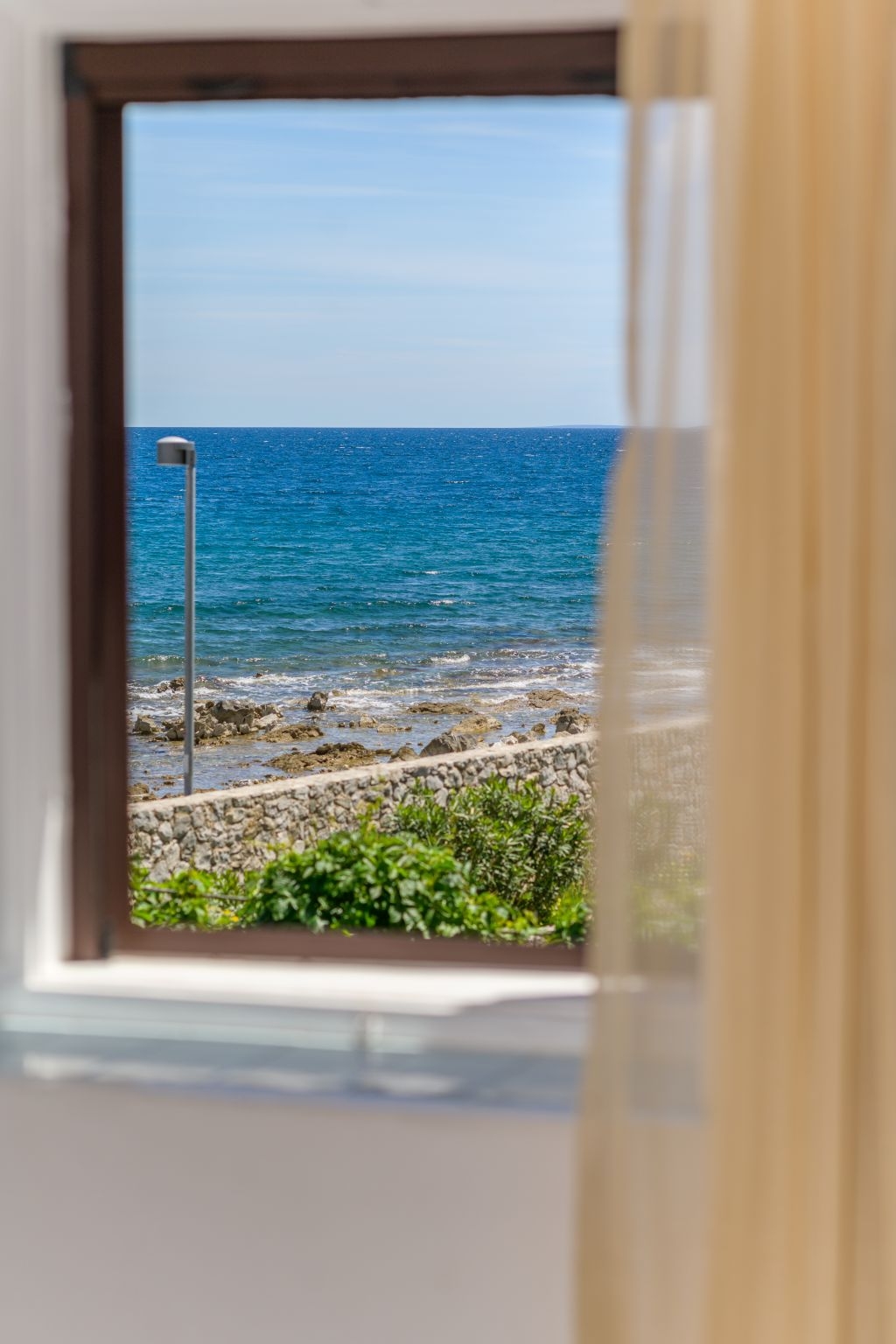 Two bedroom apartment near beach Nerezine, Lošinj  A-a