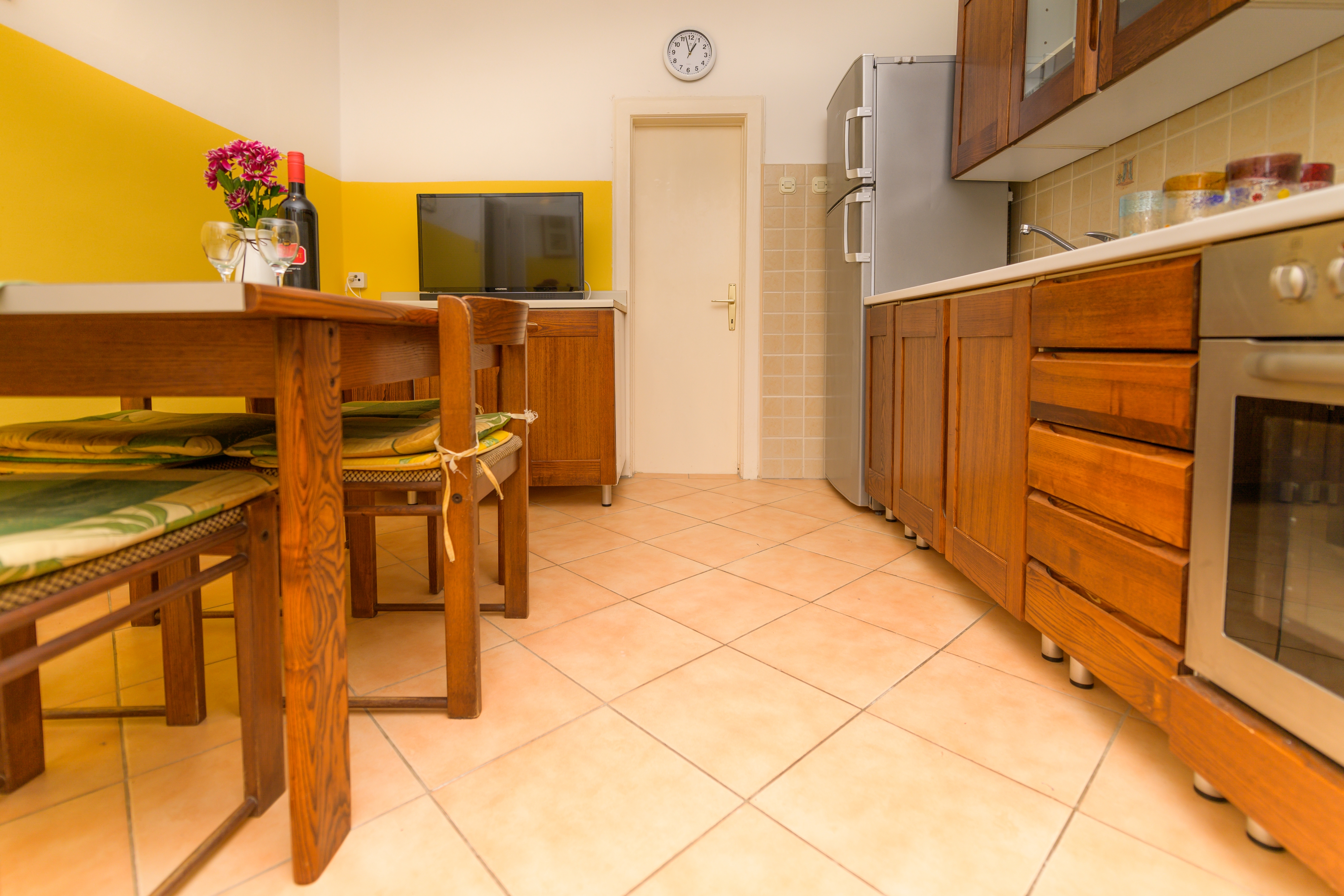 Two bedroom apartment near beach Nerezine, Lošinj (A-7963-a)