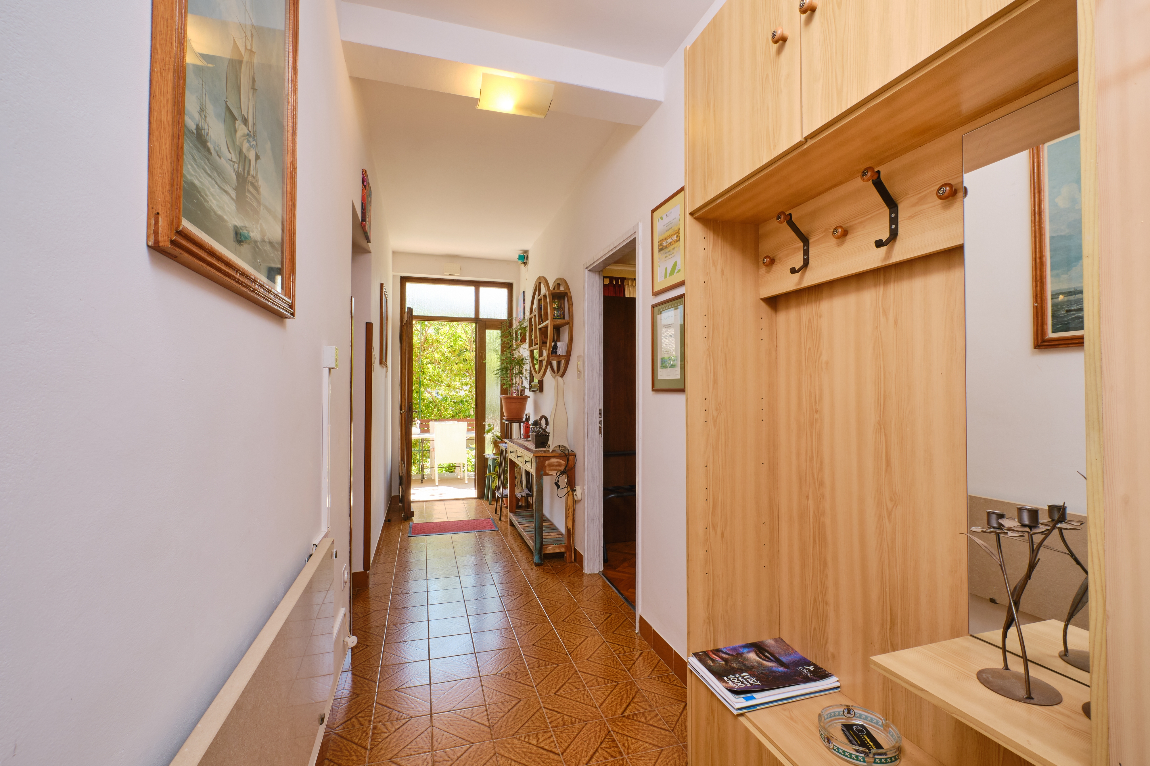 Two bedroom apartment with terrace Mali Lošinj, Lošinj  A-a
