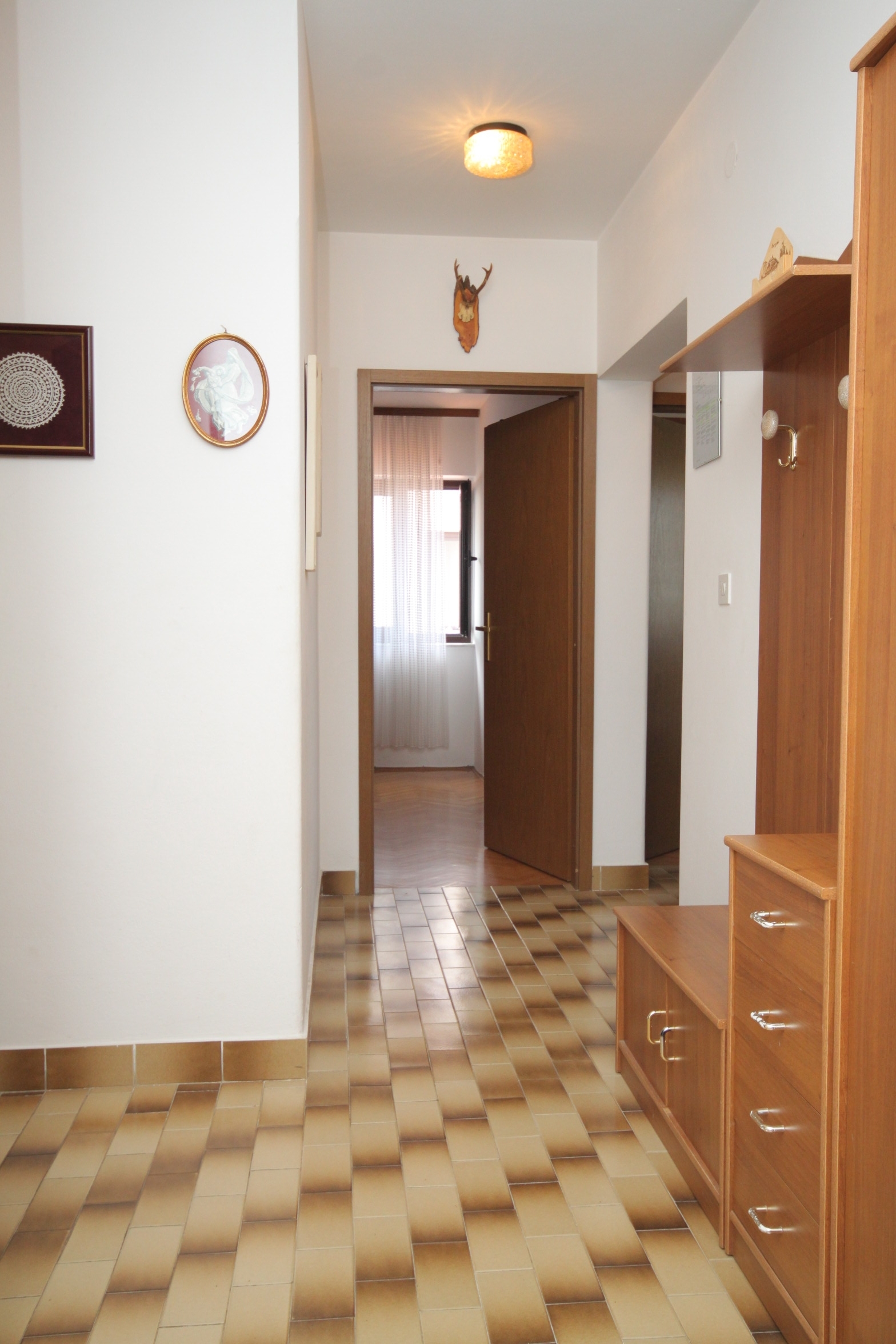 Four bedroom apartment with terrace and sea view Mali Lošinj, Lošinj  A-b