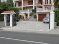 Parking lot Ičići, Opatija, Parking lot 7988 - Apartments with pebble beach.