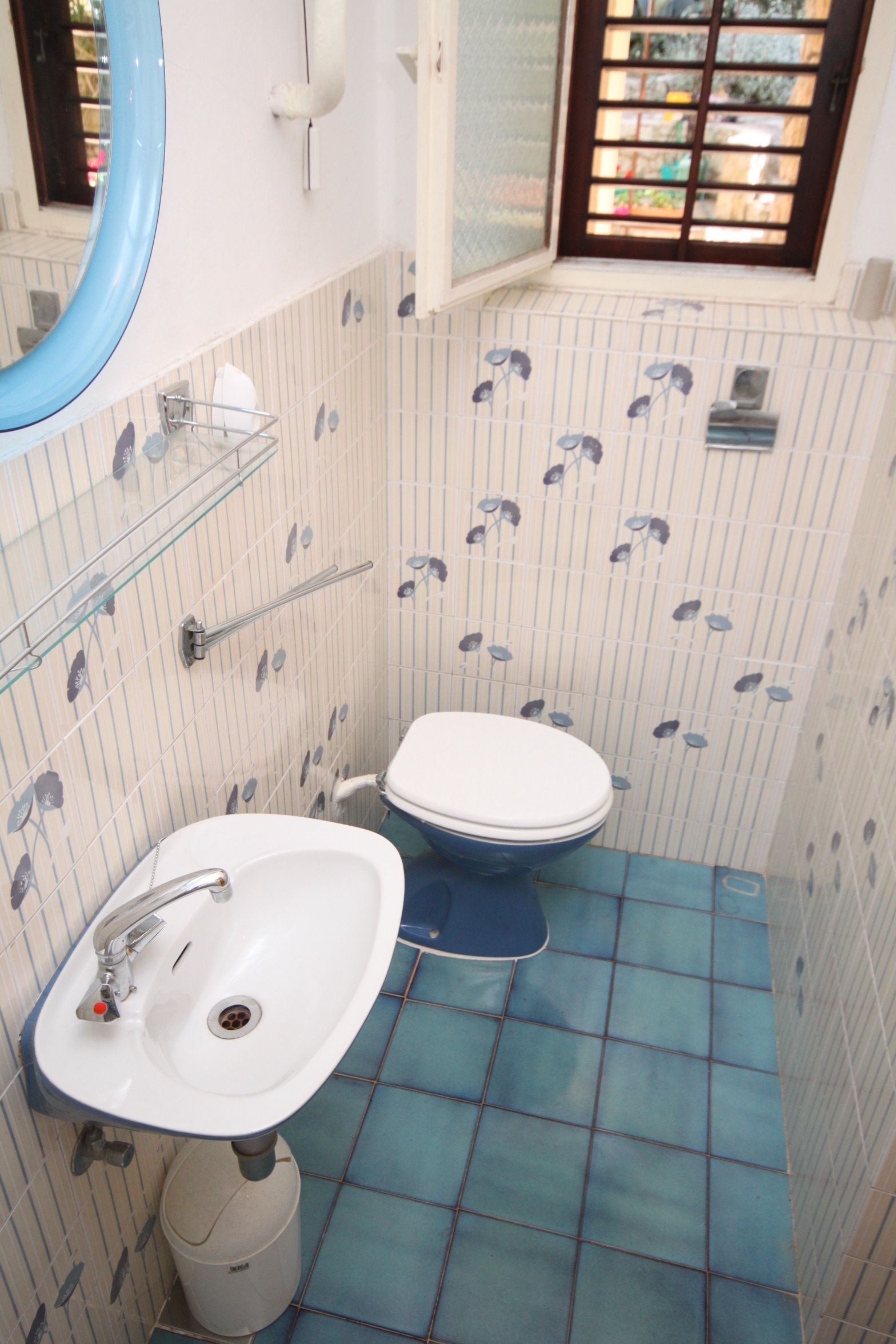 Four bedroom apartment with terrace Mali Lošinj, Lošinj  A-a