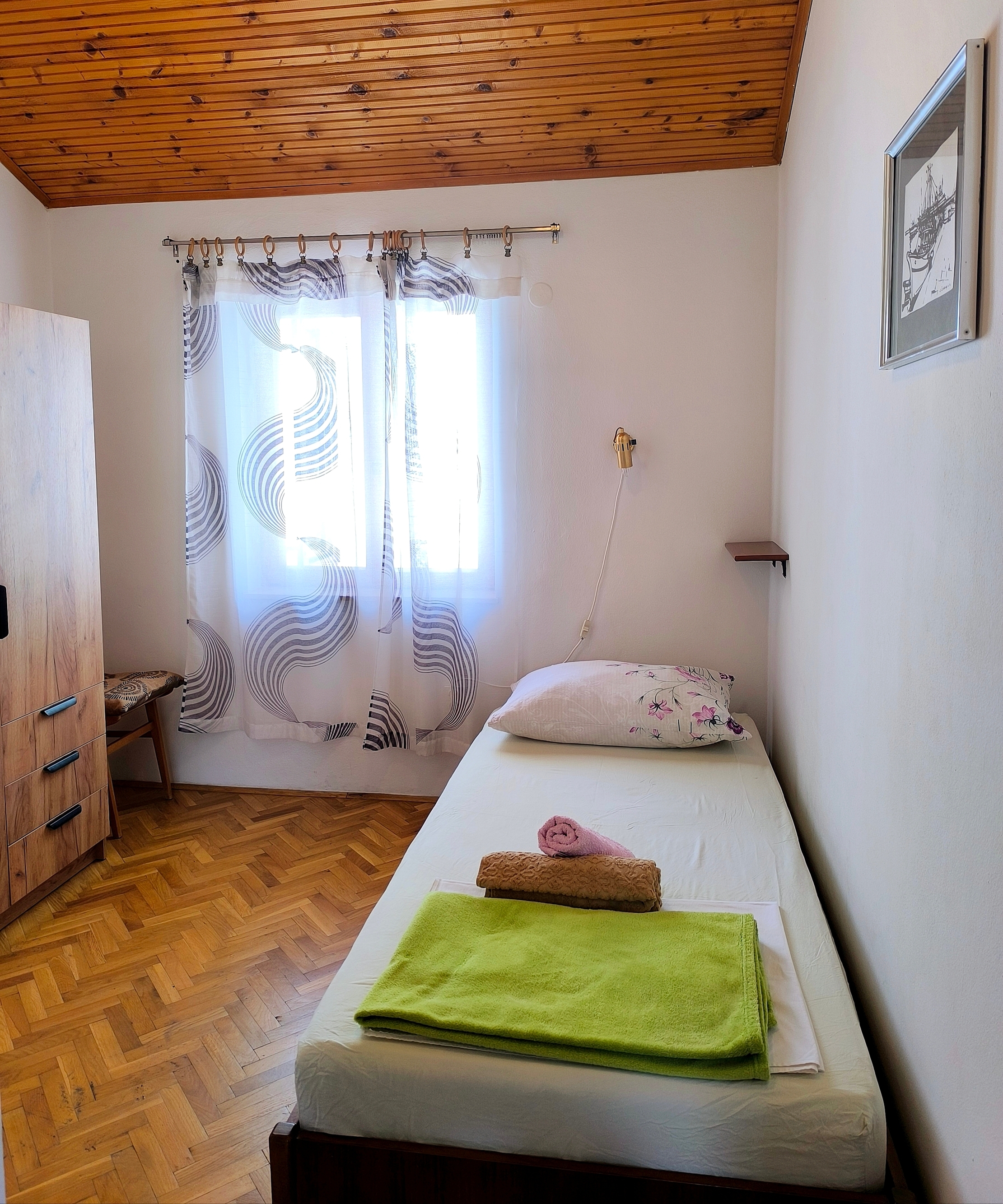 Three bedroom apartment with terrace and sea view Mali Lošinj, Lošinj  A-a