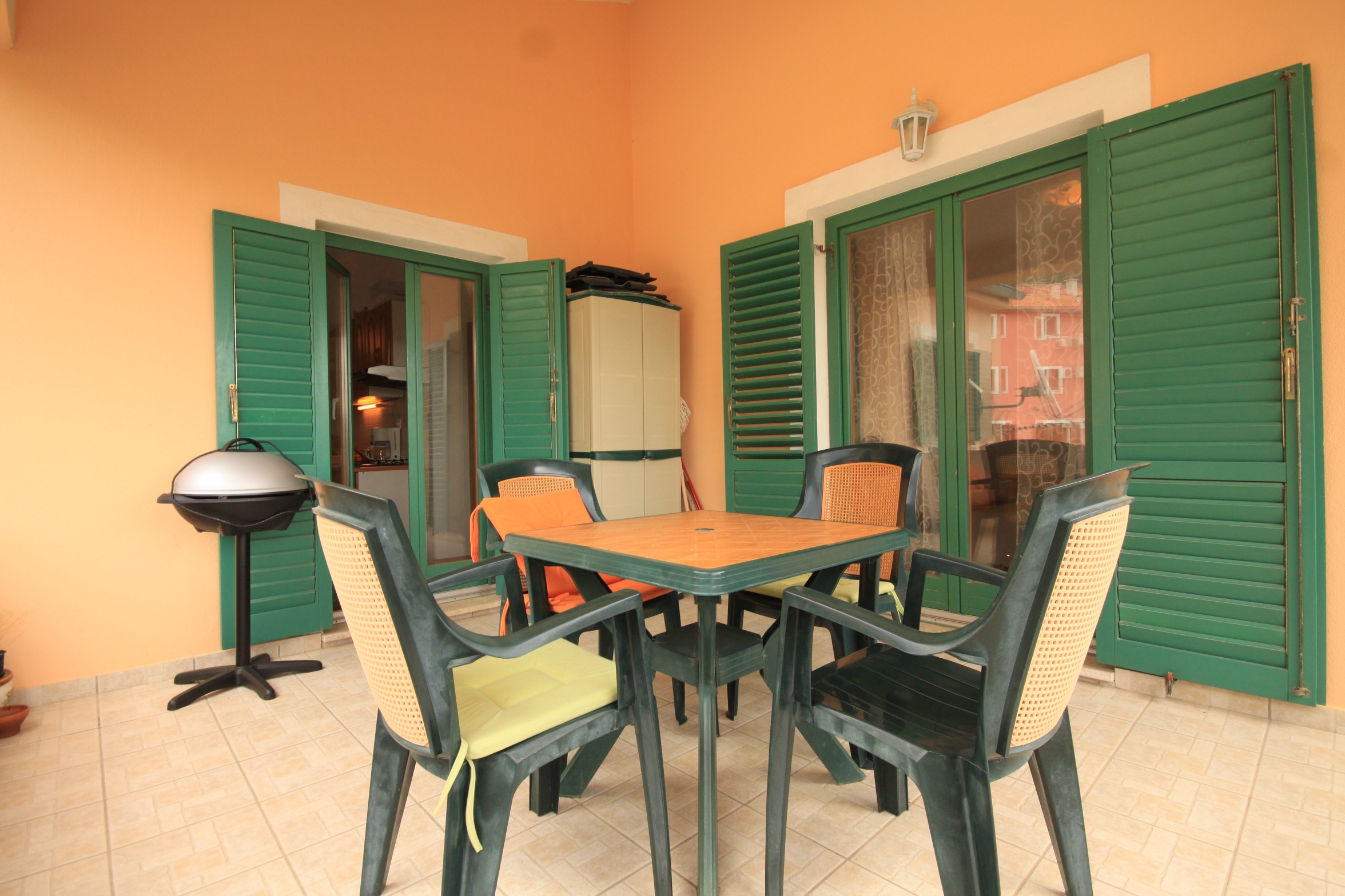One bedroom apartment with terrace and sea view Sveti Jakov, Lošinj  A-a