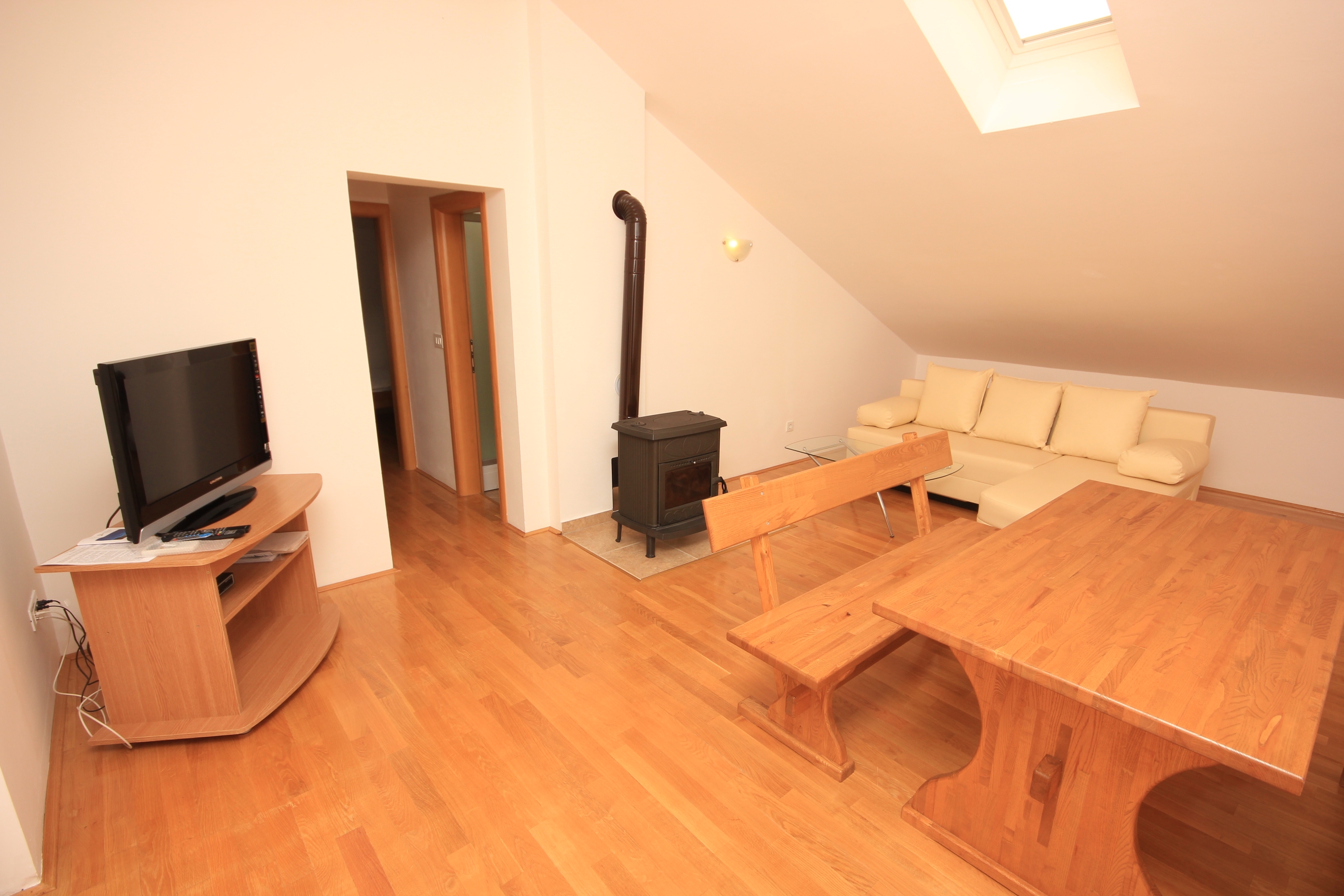 Two bedroom apartment with terrace Artatore, Lošinj (A-8022-d)