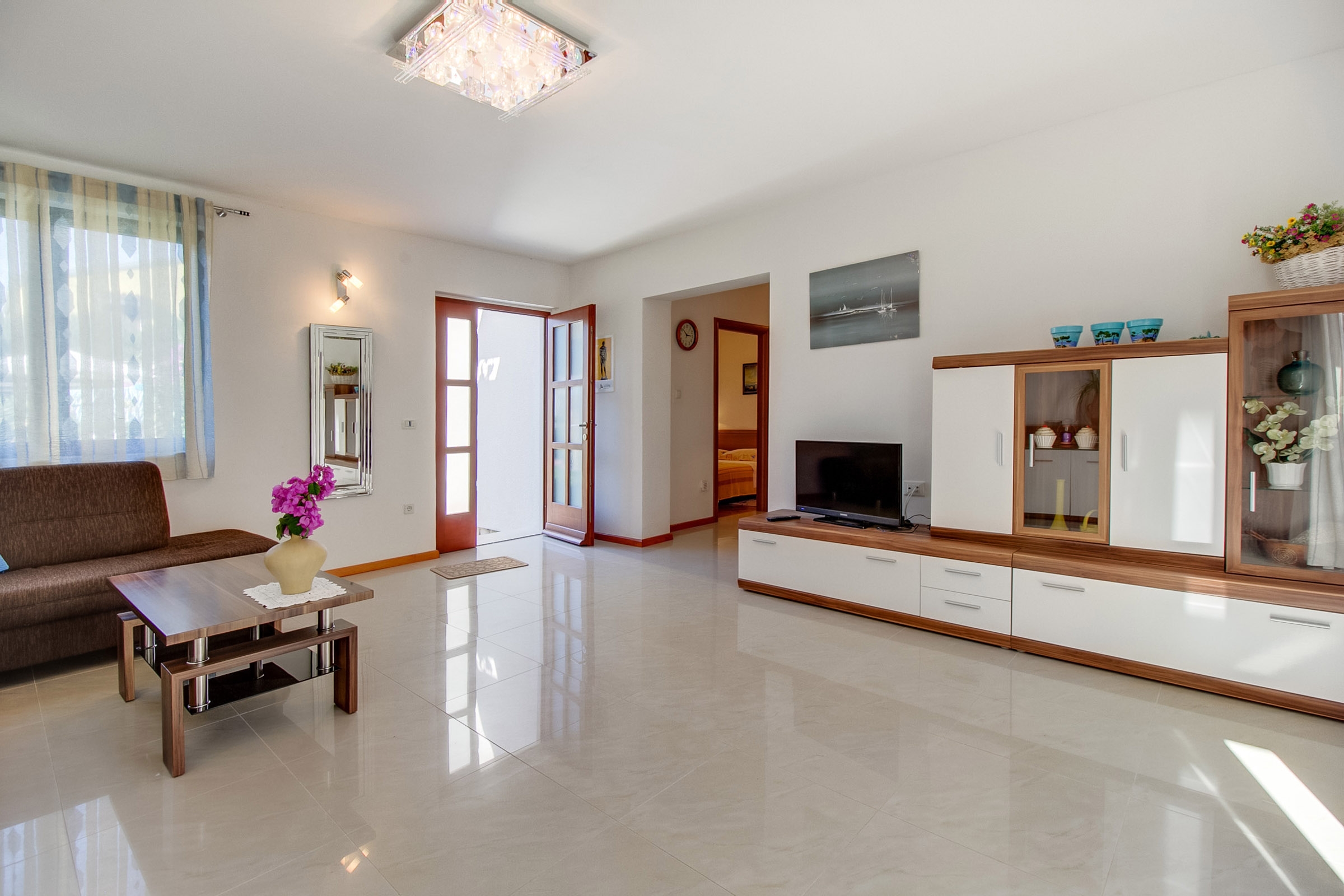 Two bedroom apartment with terrace Mali Lošinj, Lošinj  A-b