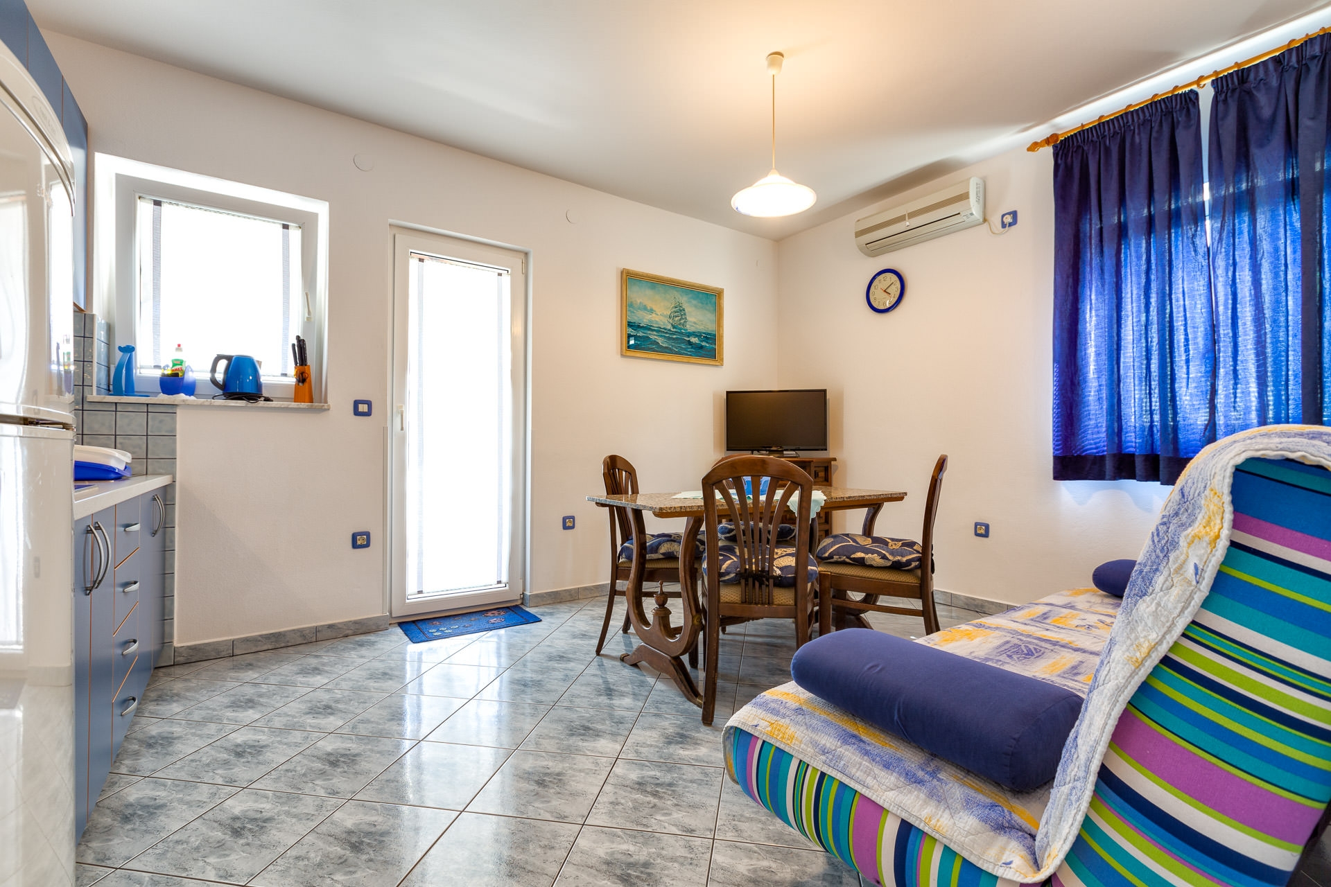 One bedroom apartment with terrace and sea view Mali Lošinj, Lošinj  A-a