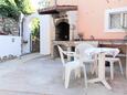 Veli Lošinj, Terrasse 2 dans l’hébergement en type apartment, animaux acceptés et WiFi.