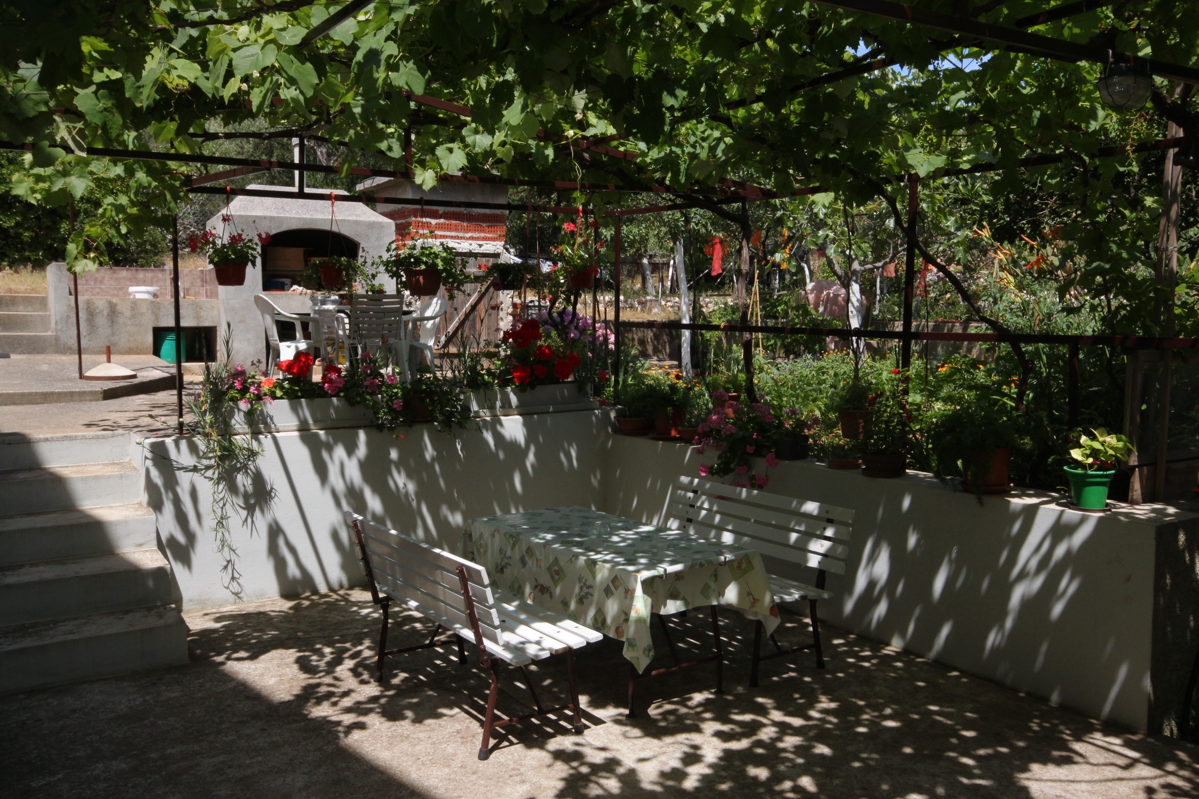 Two bedroom apartment with terrace Mali Lošinj, Lošinj (A-8039-a)