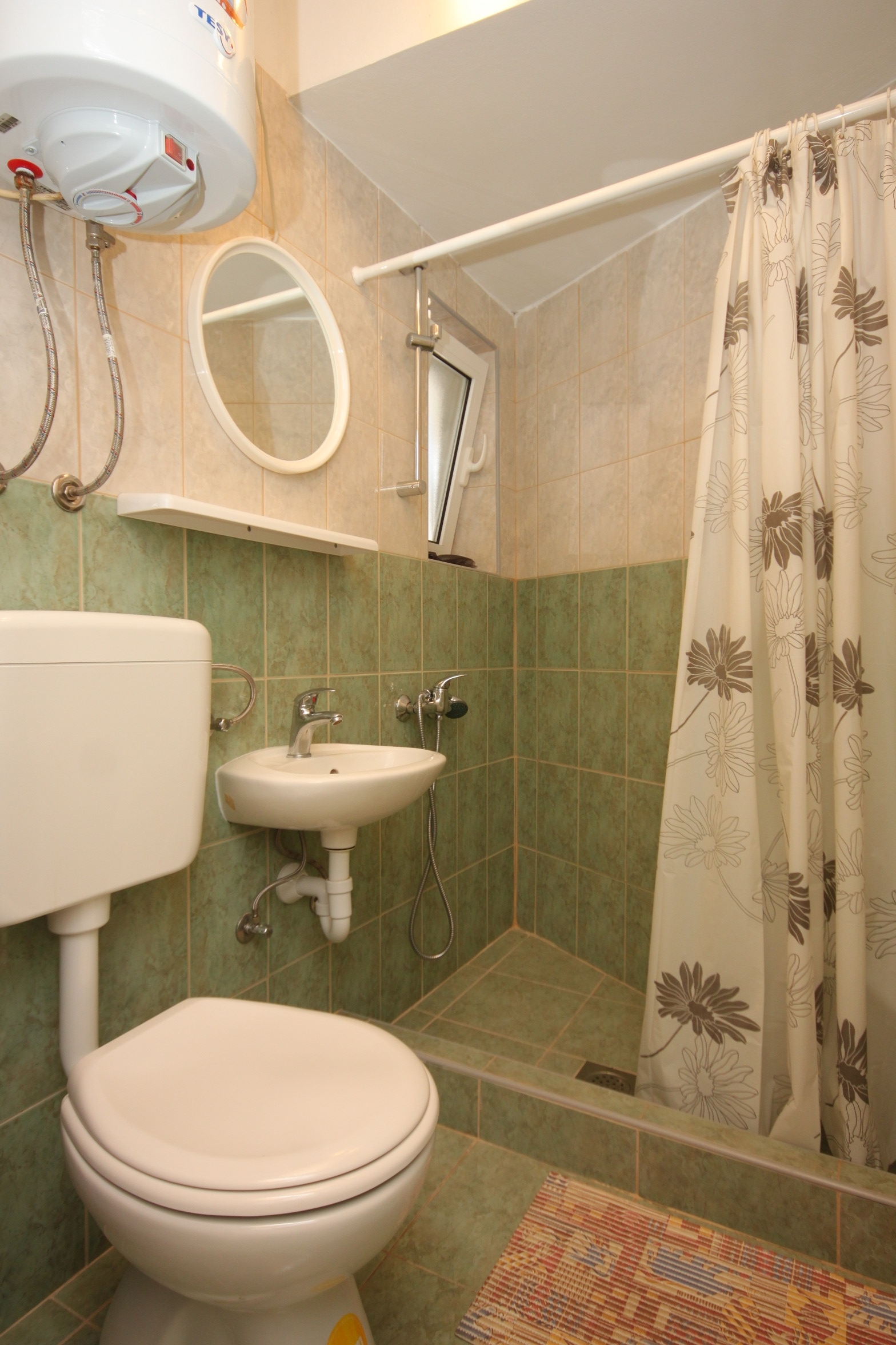 One bedroom house with terrace and sea view Unešić - Unije, Lošinj  K
