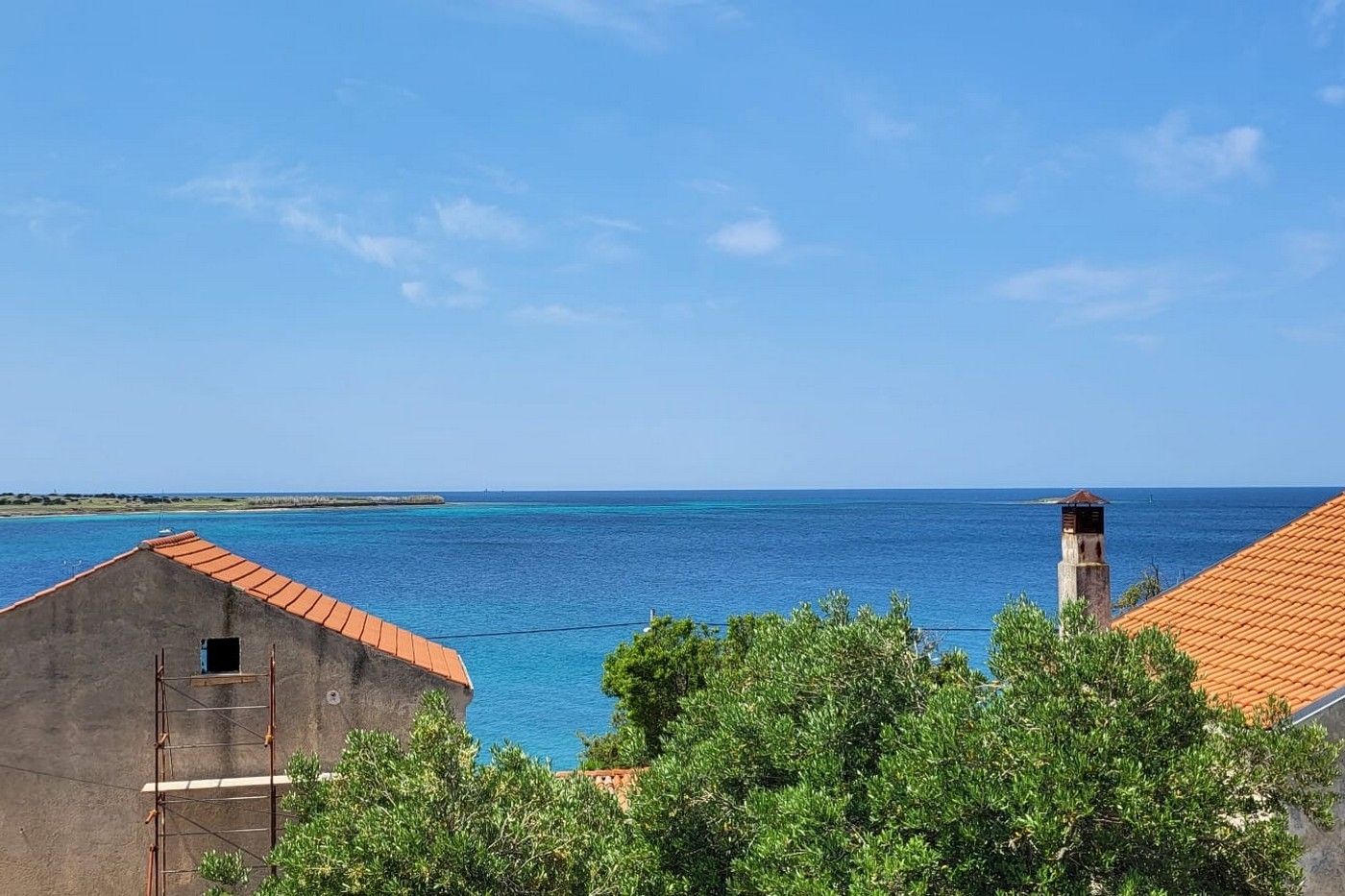 One bedroom house with terrace and sea view Unešić - Unije, Lošinj  K