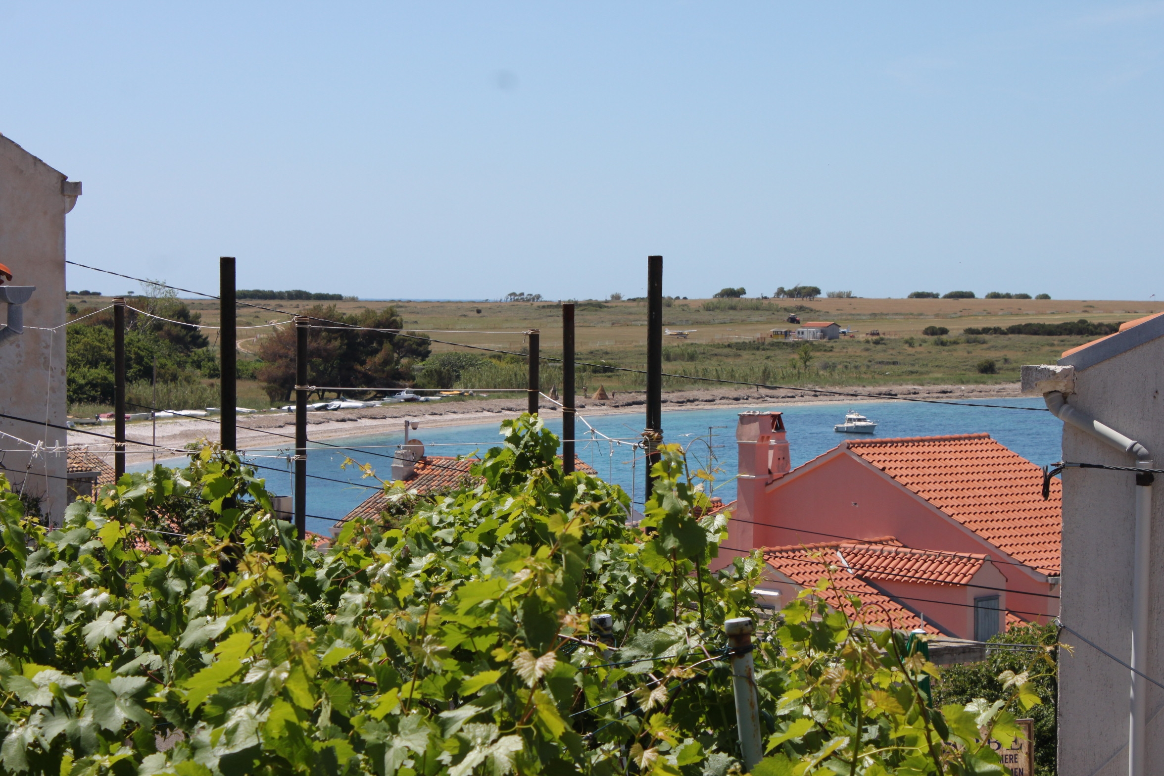 One bedroom house with terrace and sea view Unešić - Unije, Lošinj  K