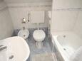Ванная комната Susak, Ванная комната в размещении типа studio-apartment, WiFi.