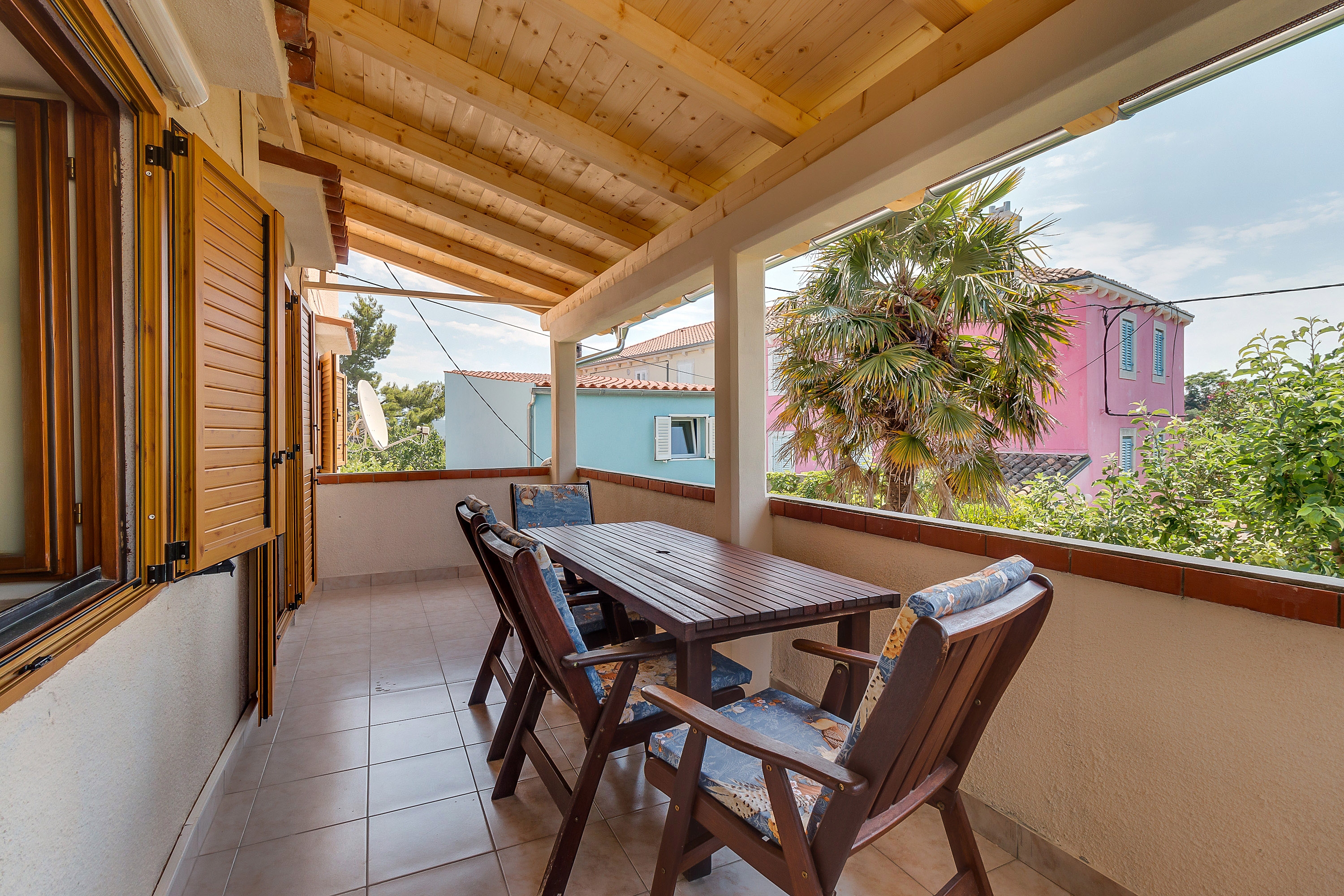 Two bedroom apartment with terrace Nerezine, Lošinj  A-a
