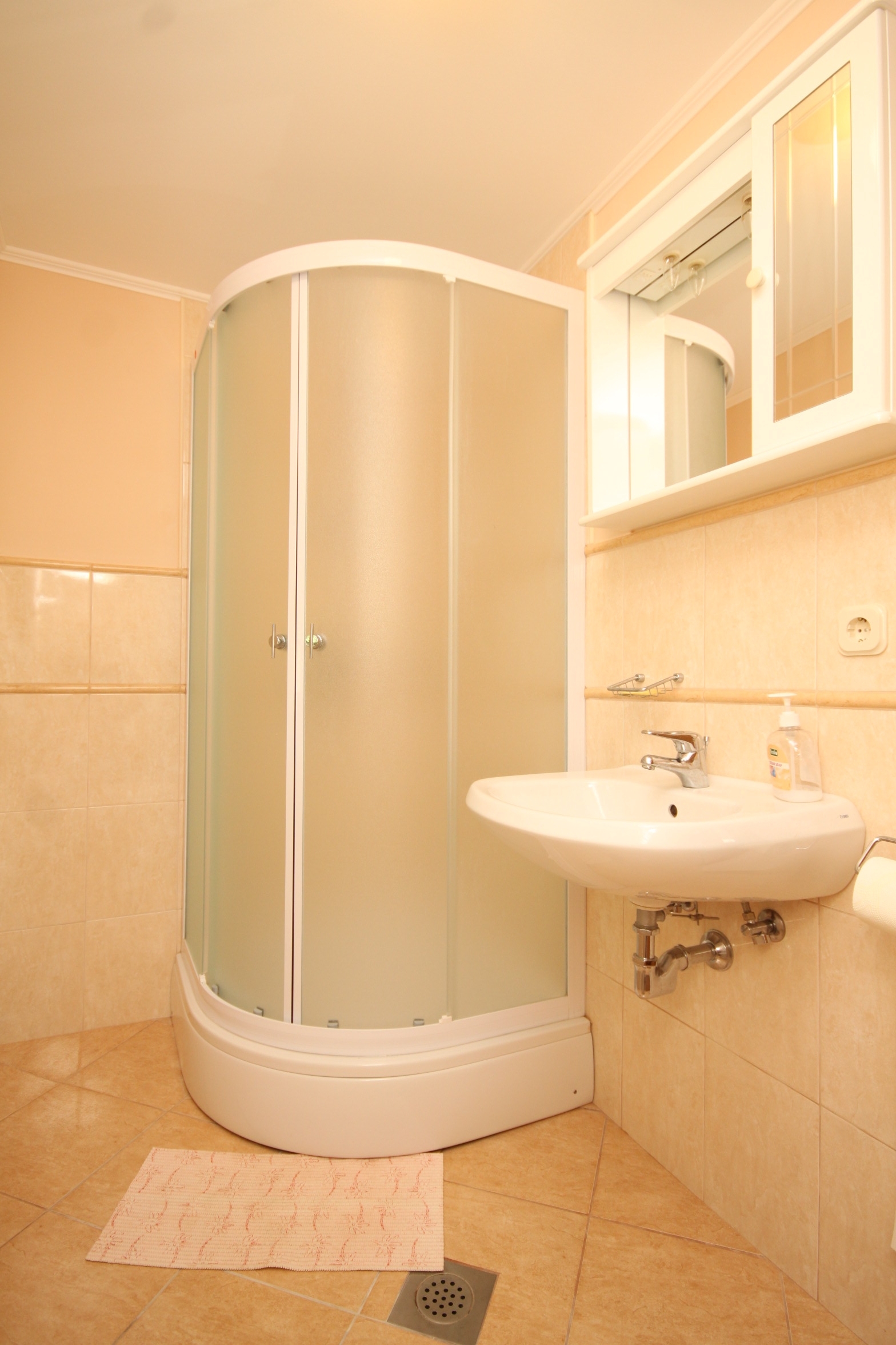 Two bedroom apartment with terrace Susak, Lošinj  A-a