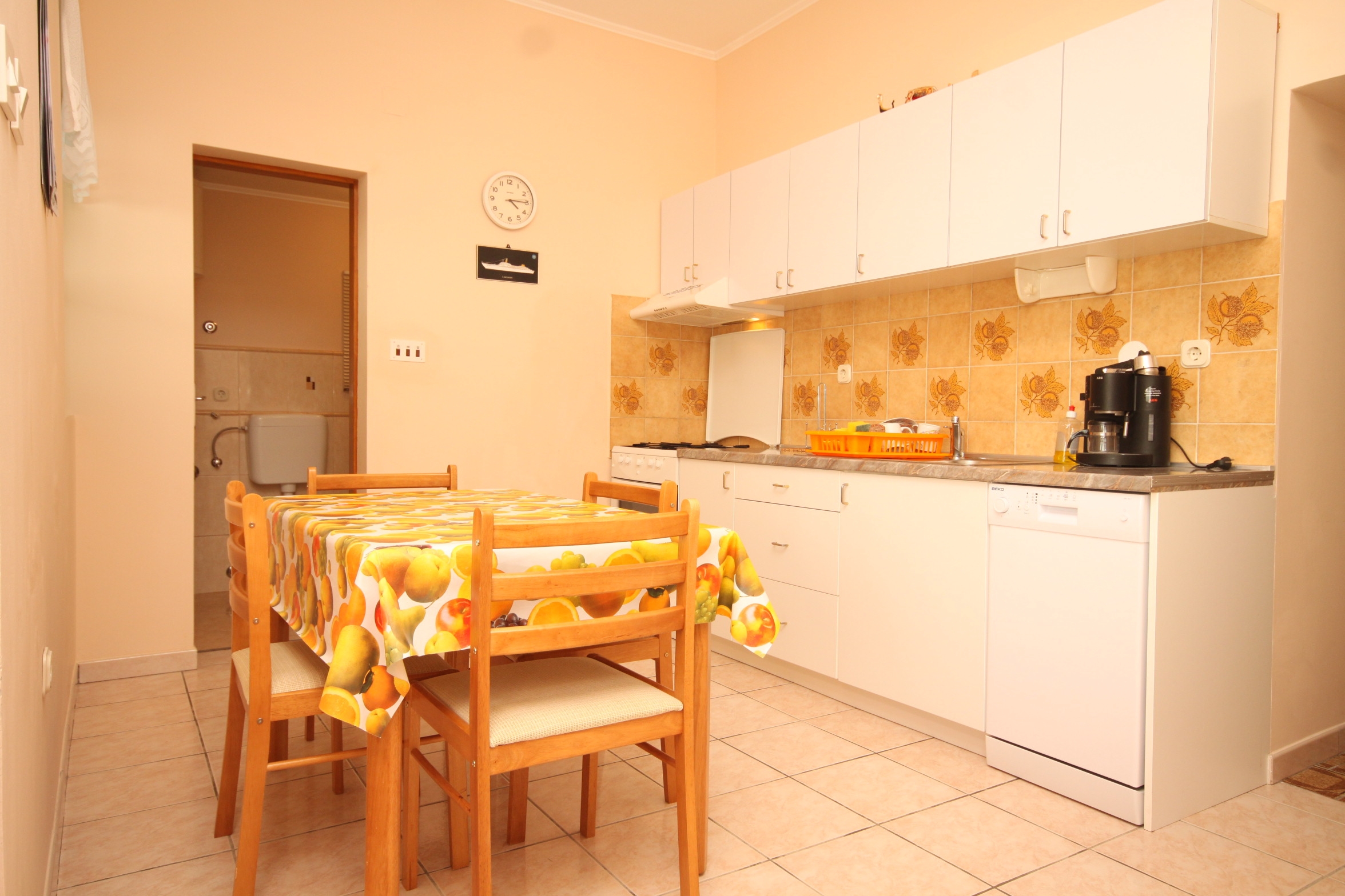 Two bedroom apartment with terrace Susak, Lošinj (A-8050-a) Two bedroom apartment with terrace Susak, Lošinj (A-8050-a)