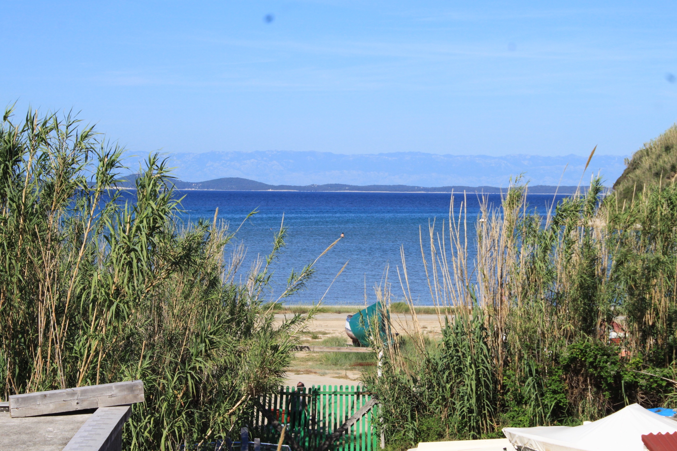 One bedroom apartment with terrace and sea view Susak, Lošinj  A-b