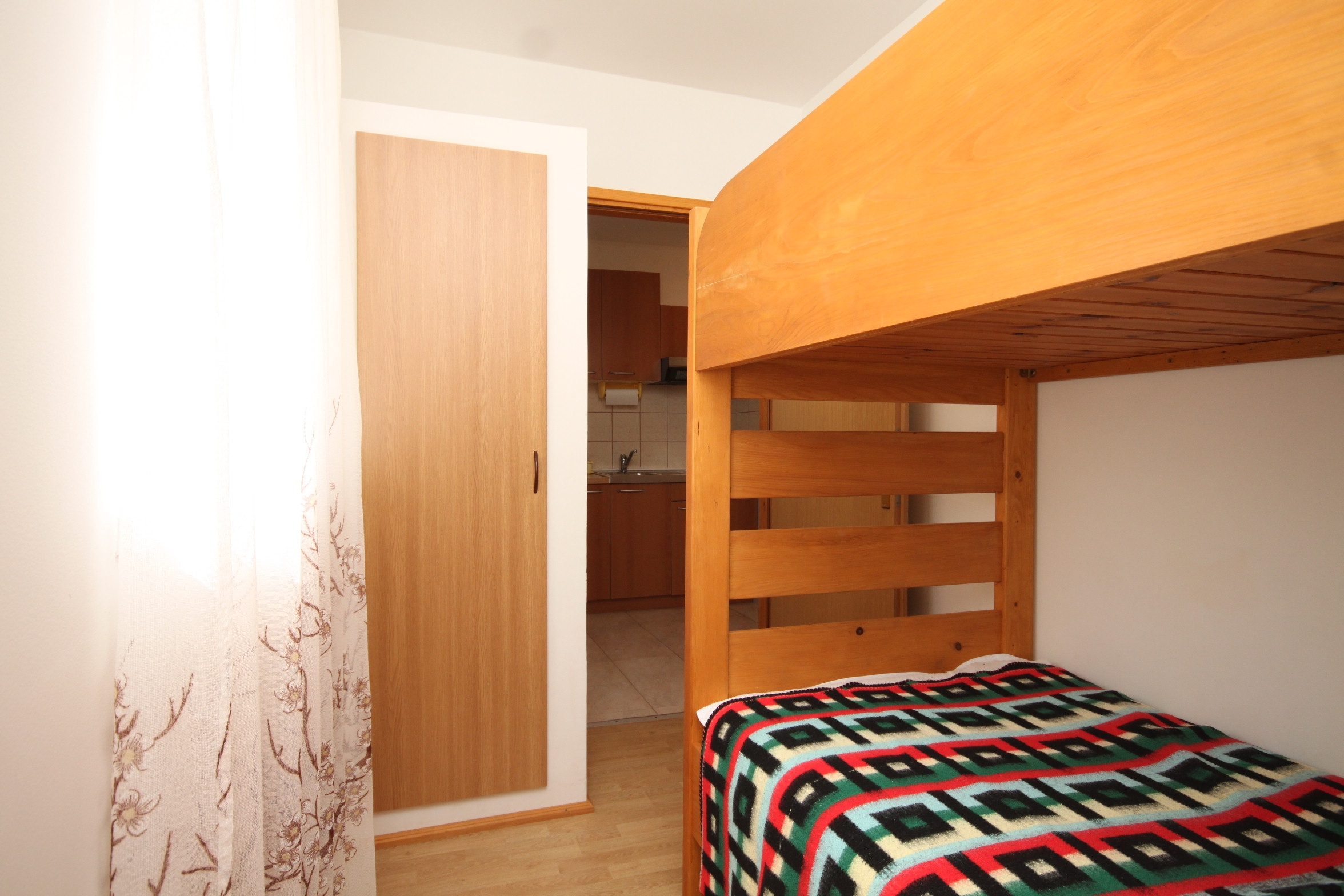 Two bedroom apartment with terrace Susak, Lošinj  A-d